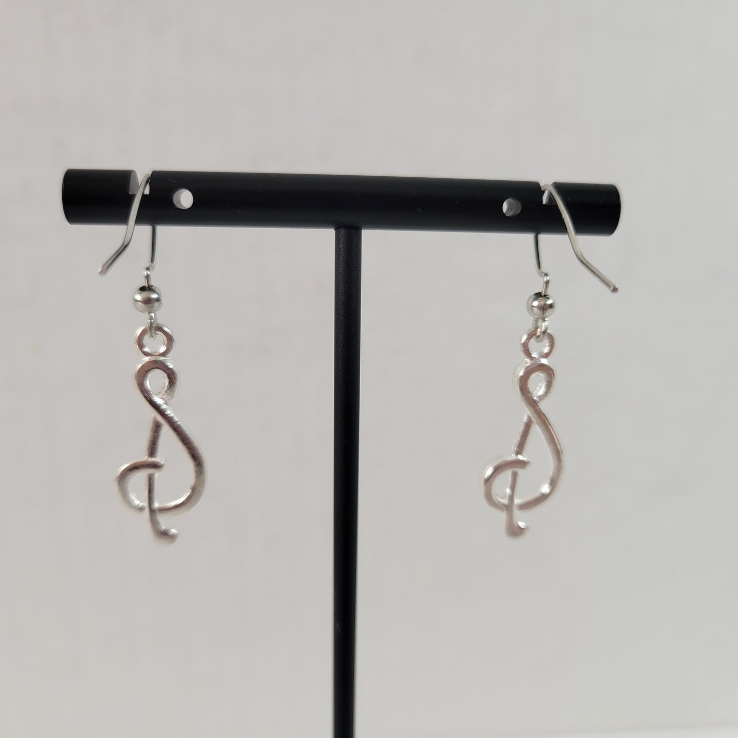 Women Treble Clef Dangle Earrings Silver Tone Alloy Music Lover Orchestra E99E