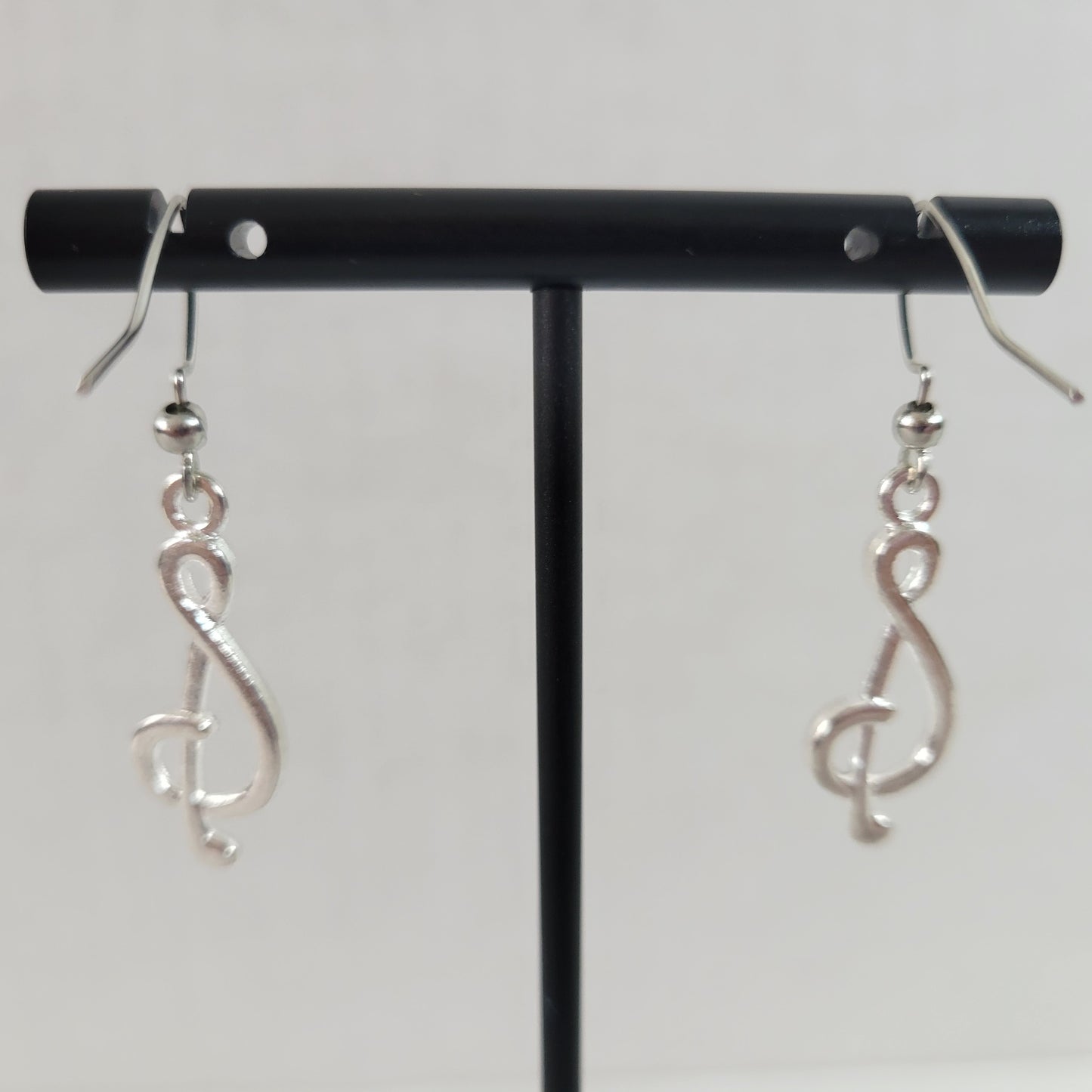 Women Treble Clef Dangle Earrings Silver Tone Alloy Orchestra Music Lover E100E