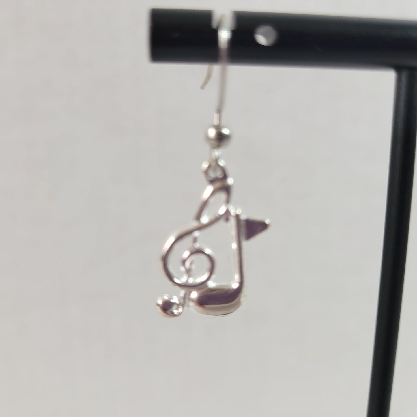 Treble Clef Womens Dangle Drop Earrings Silver Tone Music Note Concert E101E