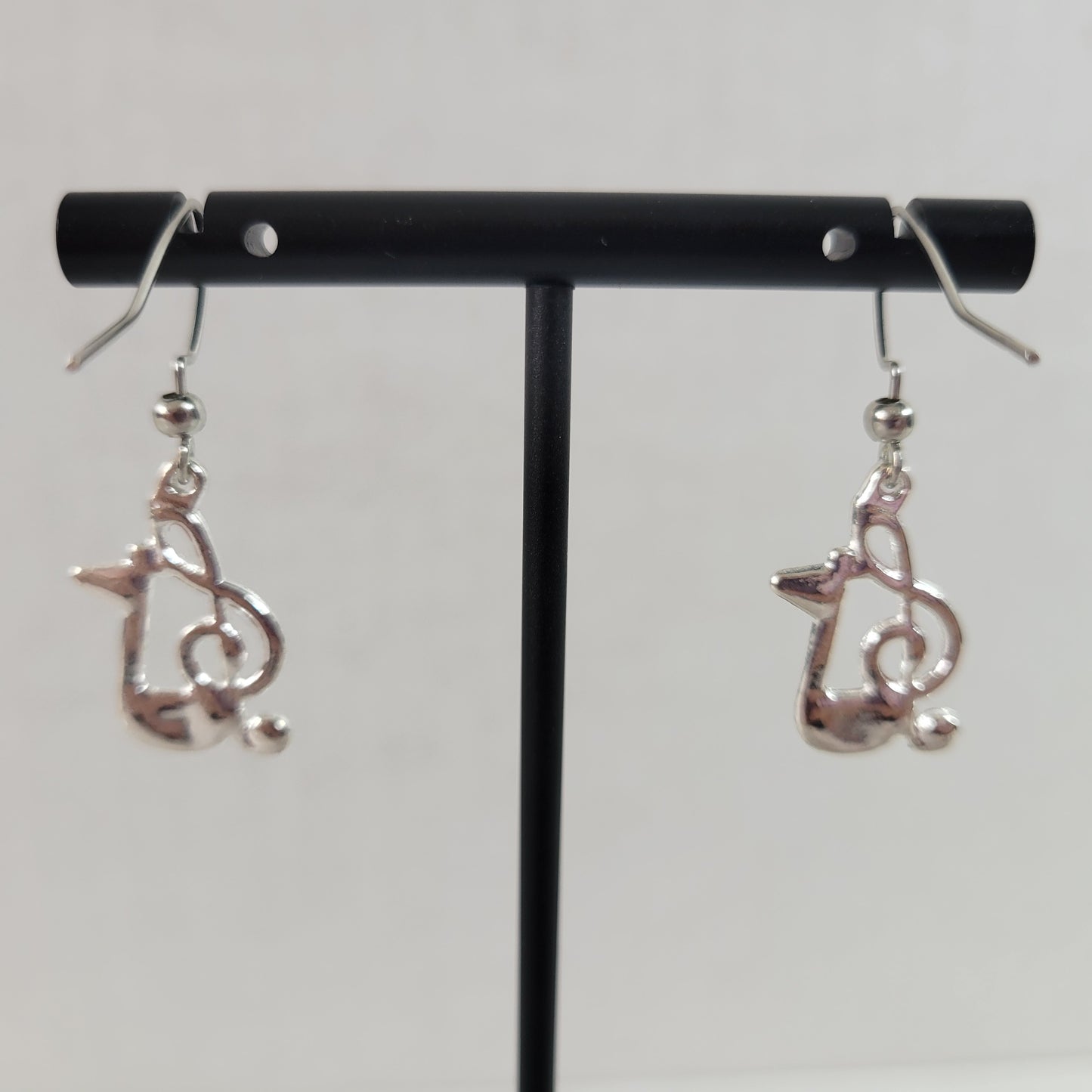 Treble Clef Womens Dangle Drop Earrings Silver Tone Music Note Concert E101E