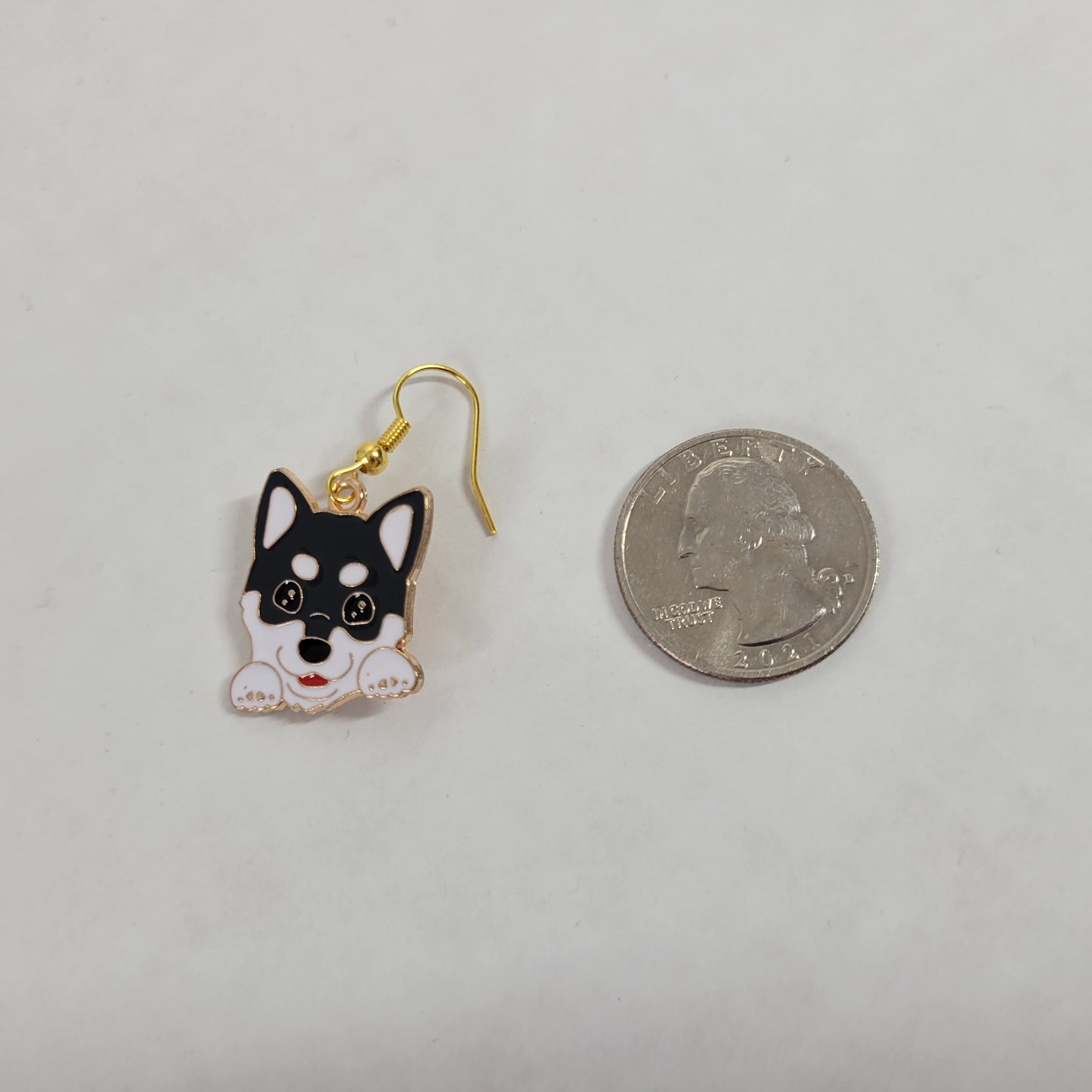 Husky Dog Enamel Dangle Earrings Cute Siberian Puppy Lover Gift Gold Tone E61E
