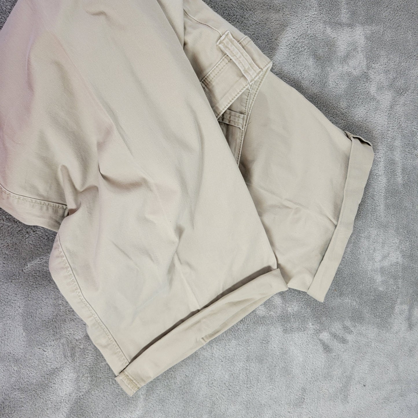 Apt 9 Womens 18W Beige Tomboy Chino Capri Pants Cuffed Stretch Pockets D15E