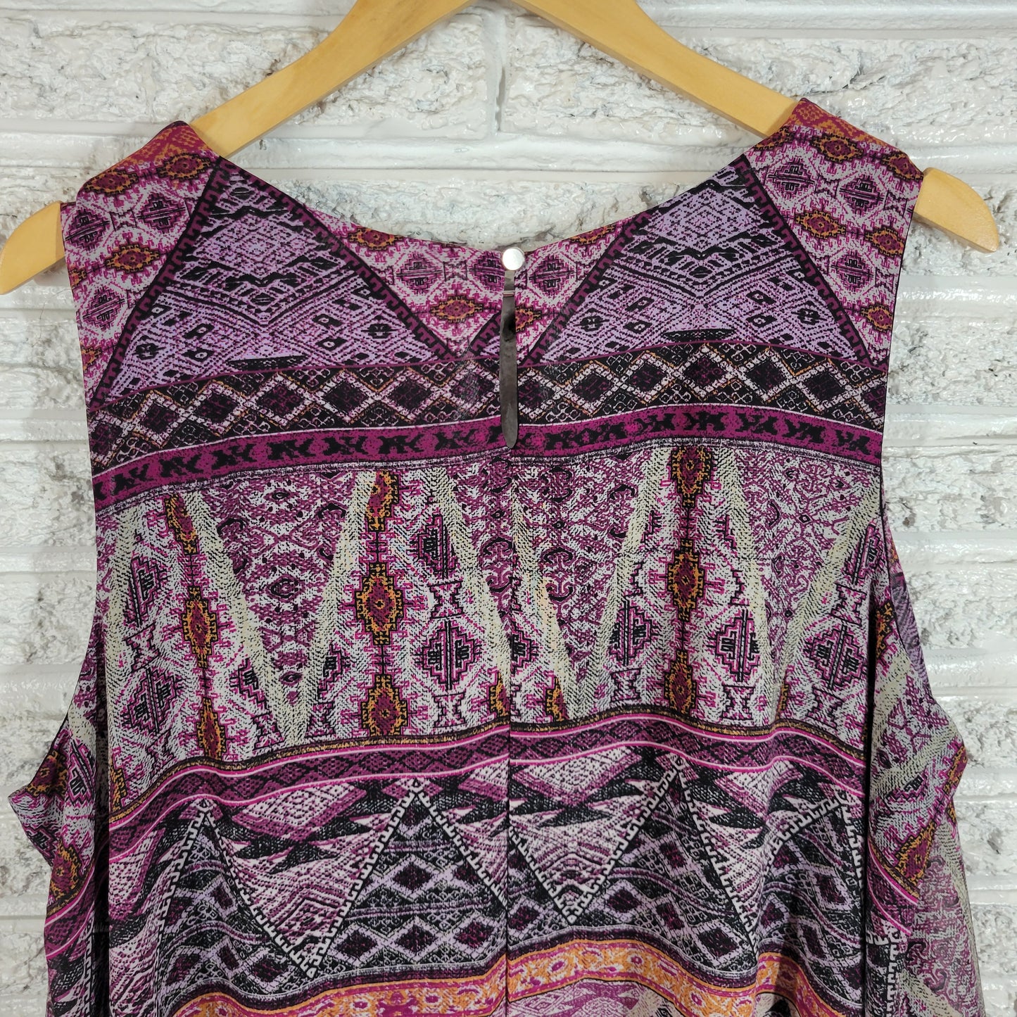 Dress Barn Womens 2X Purple Geometric Keyhole Blouse Sleeveless Lined GEO17E