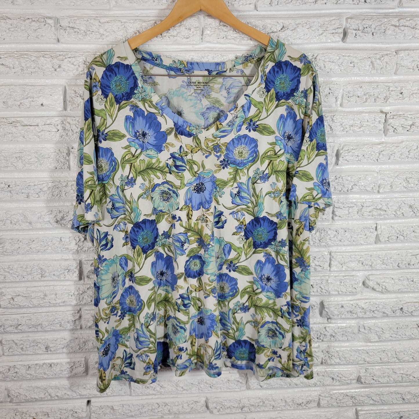 Lane Bryant Womens Top 26 28 Plus Blue Green Floral V Neck Short Sleeve FLO51E