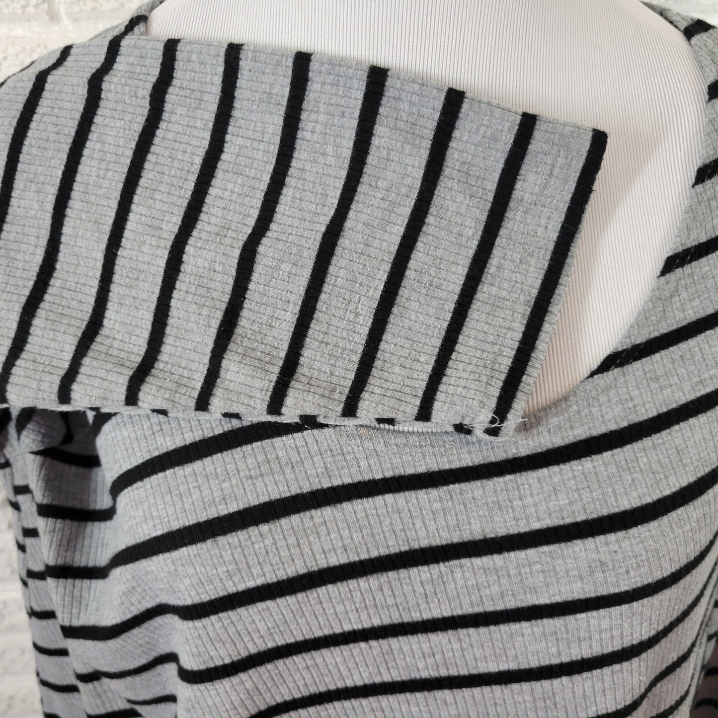 Slinky Brand Top 1X Gray Black Striped Asymmetric Handkerchief Hem STR20E