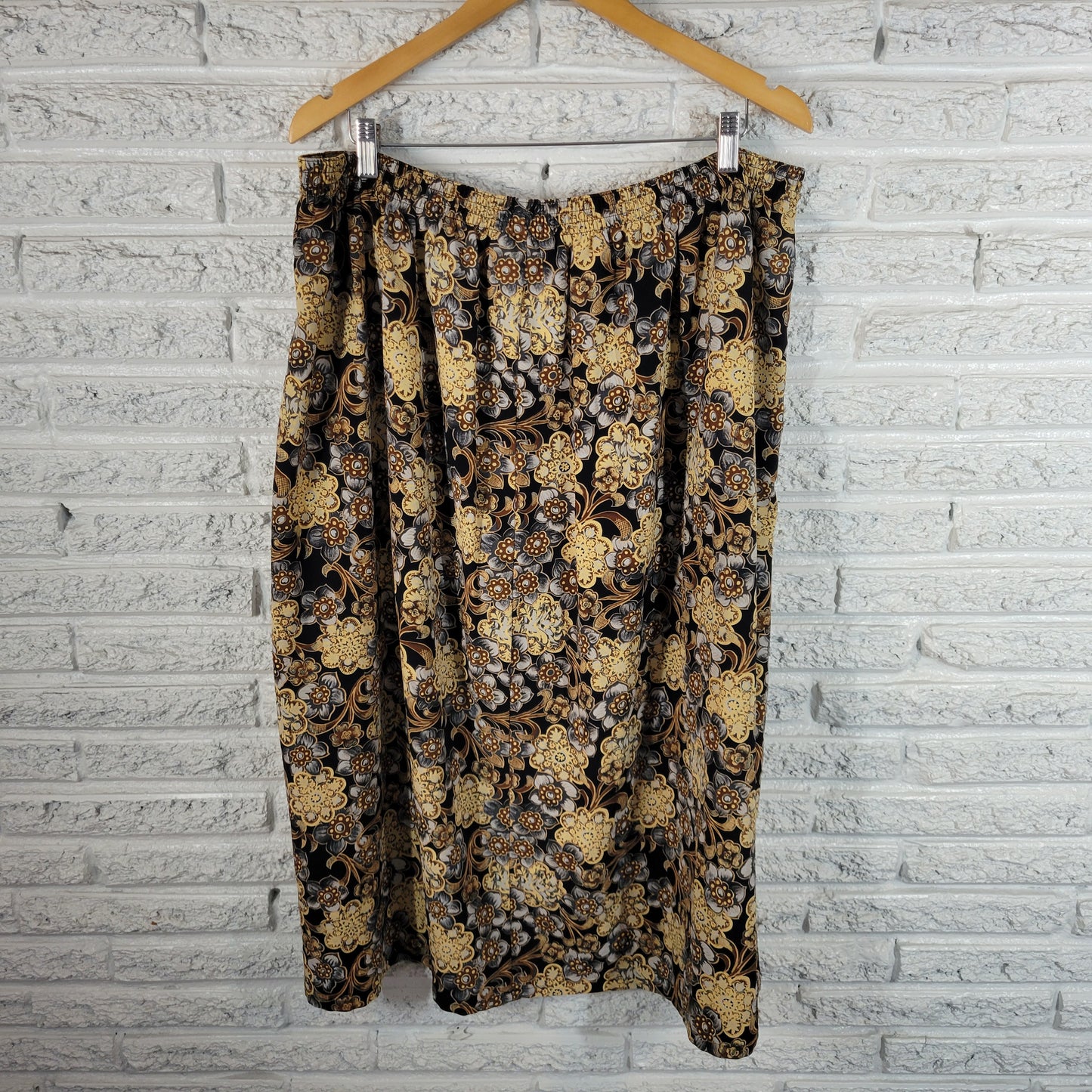 Sag Harbor Womens 1X Skirt Blue Brown Floral Pleated Elastic Waist FLO191E
