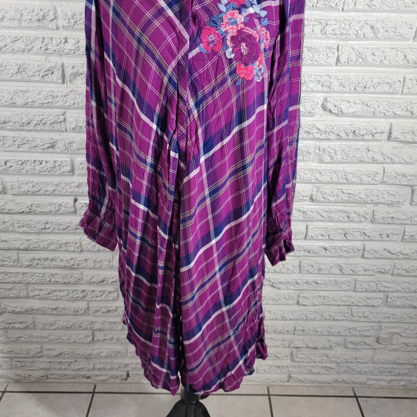Roamans Long Tunic 16W Womens Purple Plaid Partially Open Embroidered PLA1E