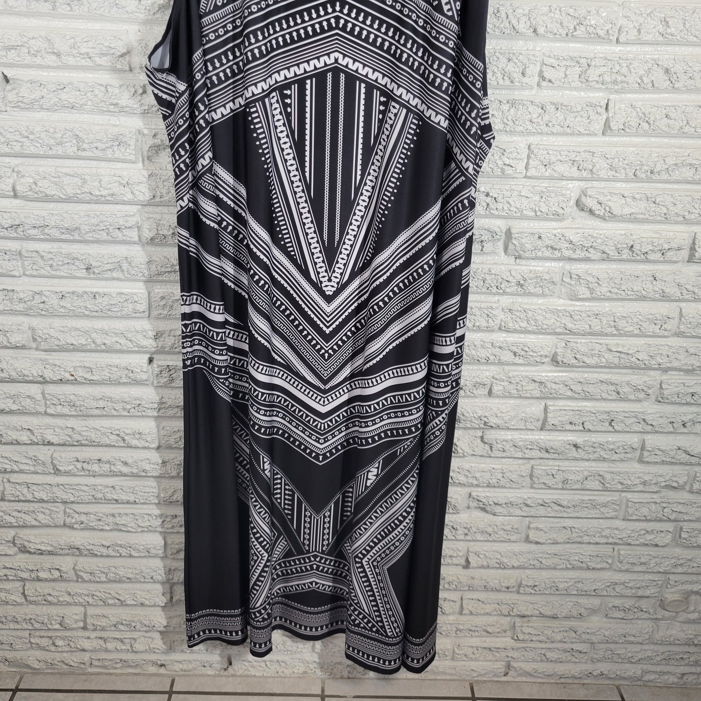 Denim 24/7 Sheath Dress 4X Plus Black White Geometric Midi Sleeveless GEO28E
