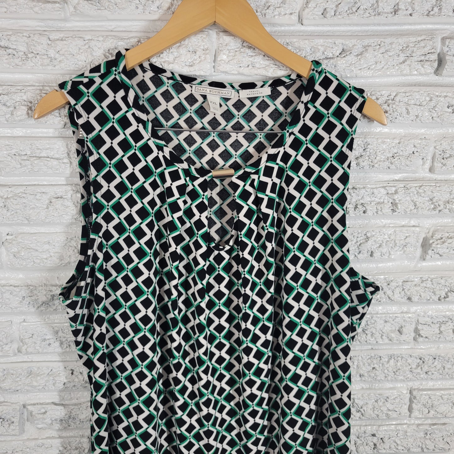 Dana Buchman Blouse XXL Black Green Geometric Sleeveless Knit Top Stretch GEO17E