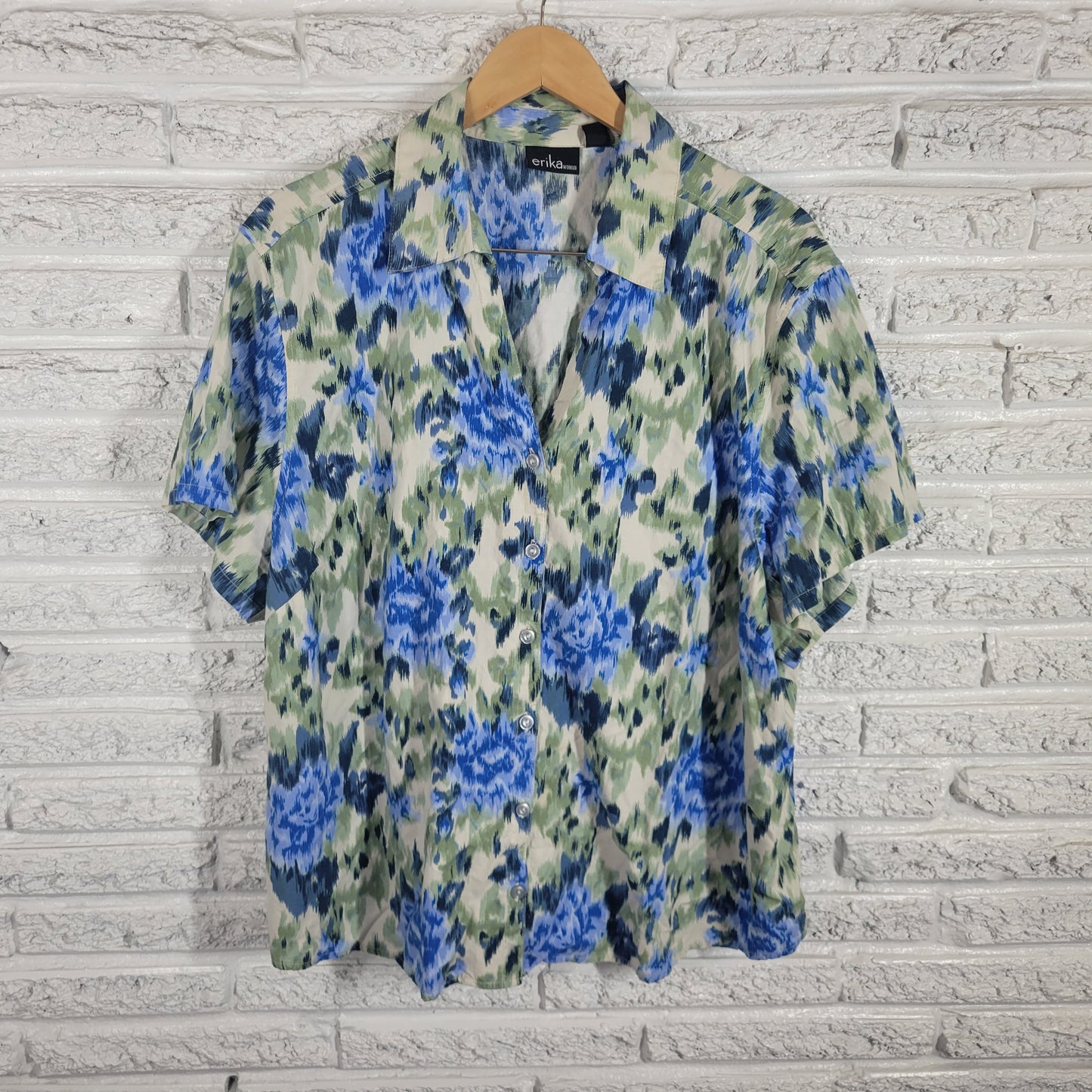 Erika Womens 3X Blue Green Watercolor Button Up Shirt Short Sleeve WAT67E