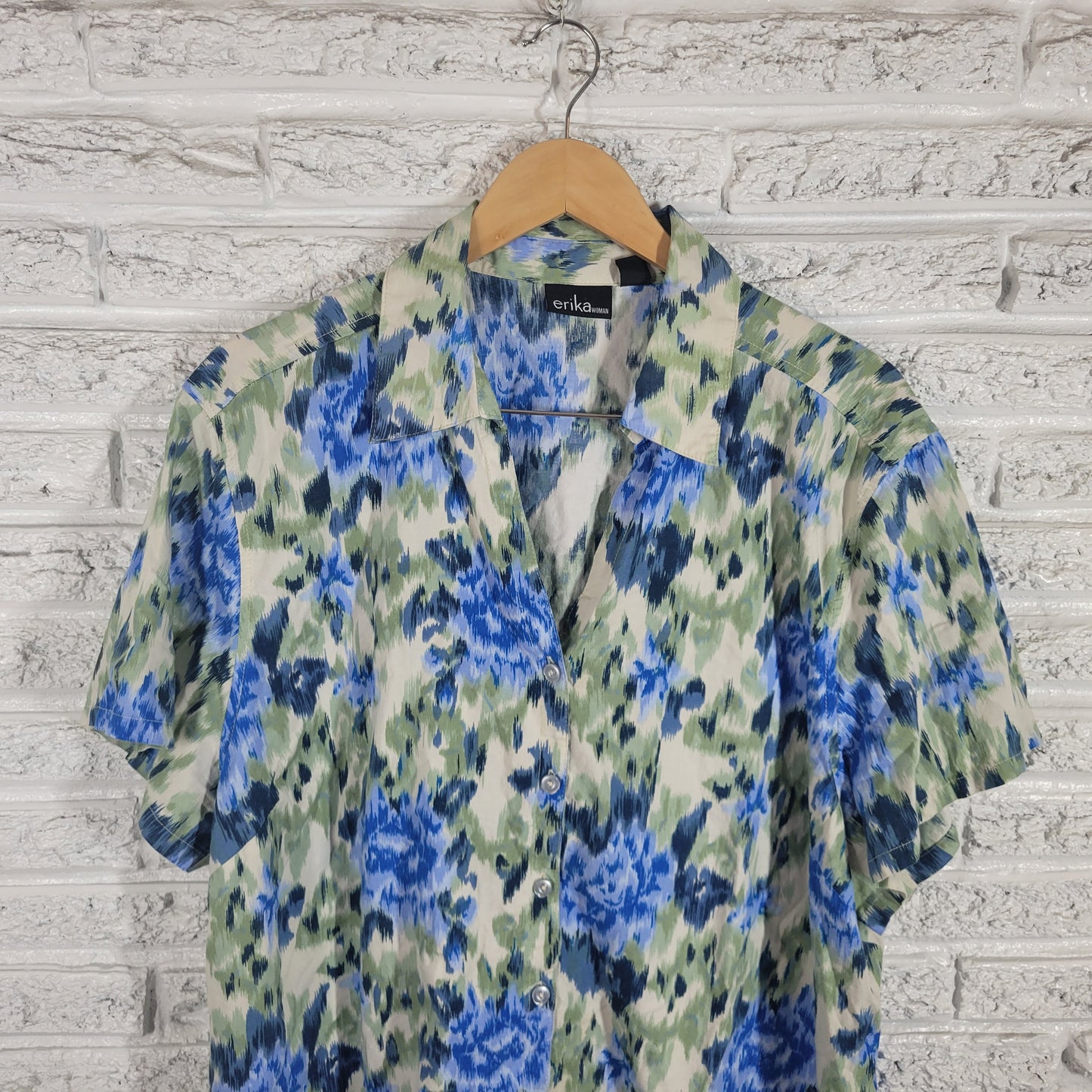 Erika Womens 3X Blue Green Watercolor Button Up Shirt Short Sleeve WAT67E