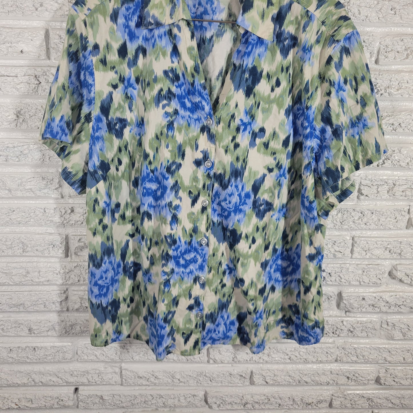 Erika Womens 3X Blue Green Watercolor Button Up Shirt Short Sleeve WAT67E