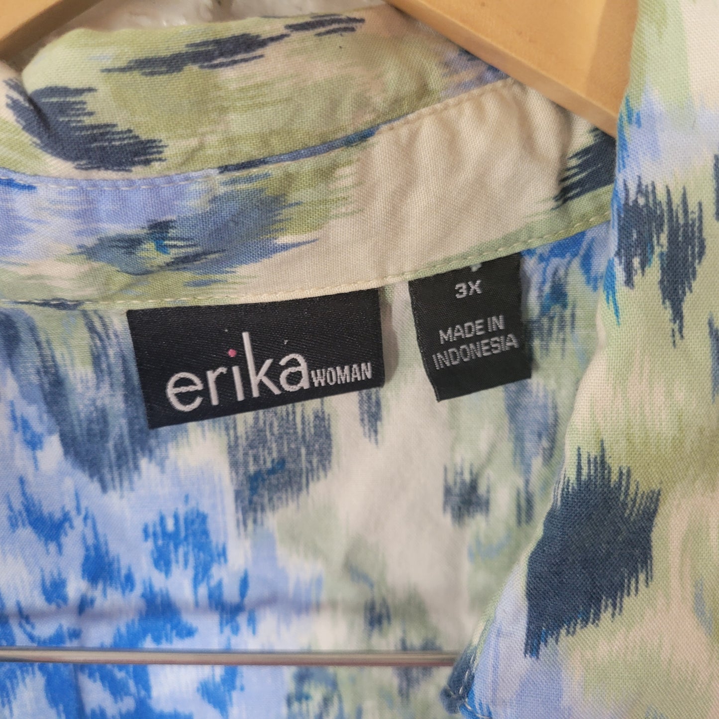 Erika Womens 3X Blue Green Watercolor Button Up Shirt Short Sleeve WAT67E