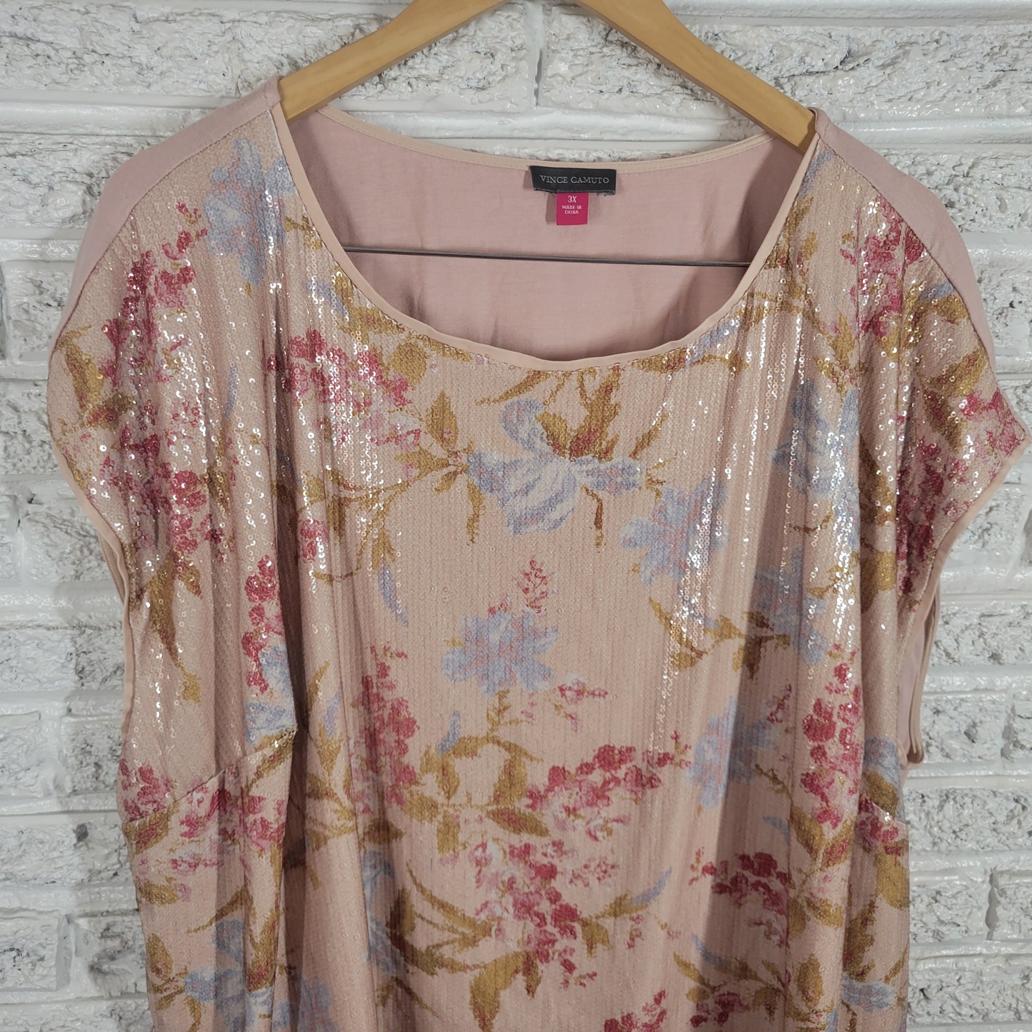 Vince Camuto 3X Floral Sequin Top Womens Sleeveless Blouse Round Neck FLO26E
