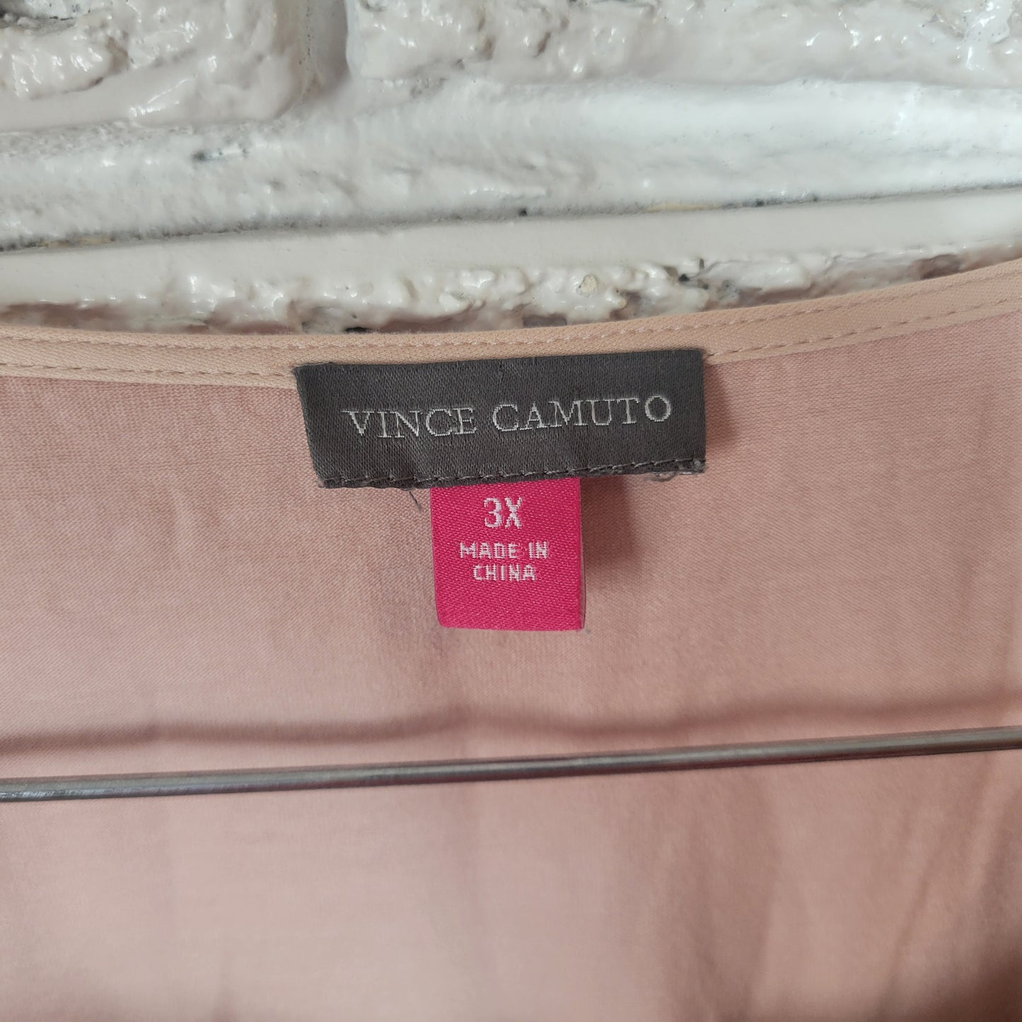 Vince Camuto 3X Floral Sequin Top Womens Sleeveless Blouse Round Neck FLO26E