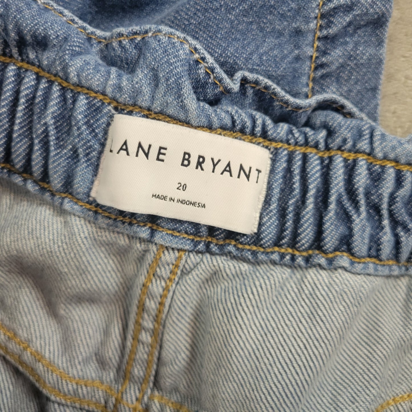 Lane Bryant Denim Shorts 20 Plus Paperbag Medium Wash Elastic Waist SHO4E