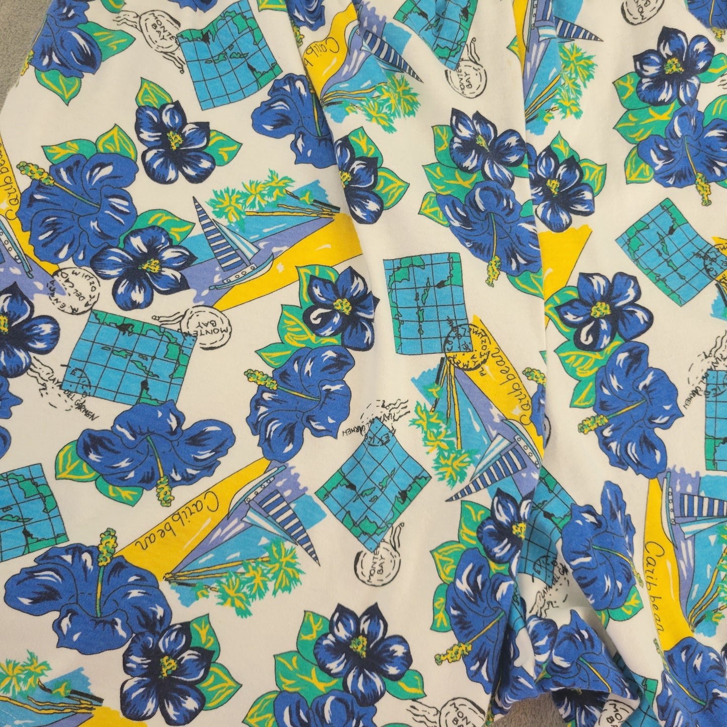 Karen Scott Shorts 2X Plus Blue Yellow Floral Elastic Waist Pull On FLO15E