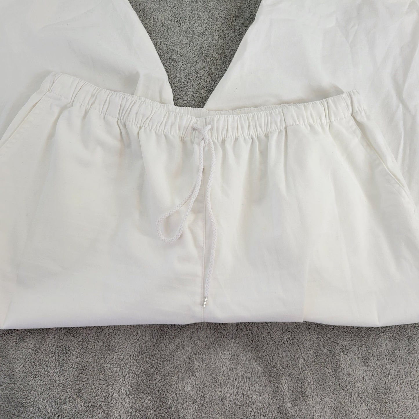 Coral Bay 1X Capri Pants Womens Plus White Drawstring Pull On 18.5 Inseam WHI18E