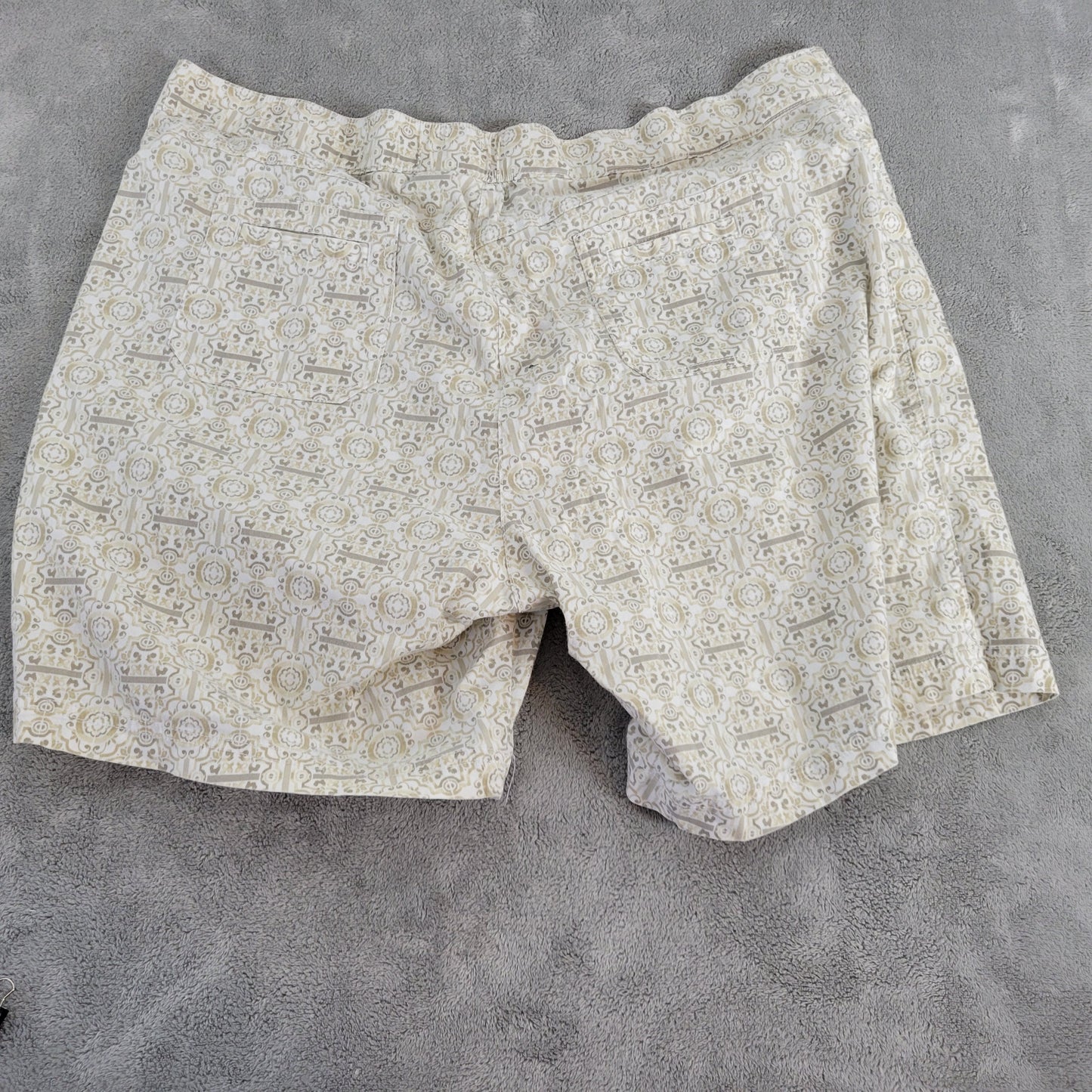 Coral Bay 18 Beige Gray Geometric Shorts Stretch Elastic Waist Chino GEO95E
