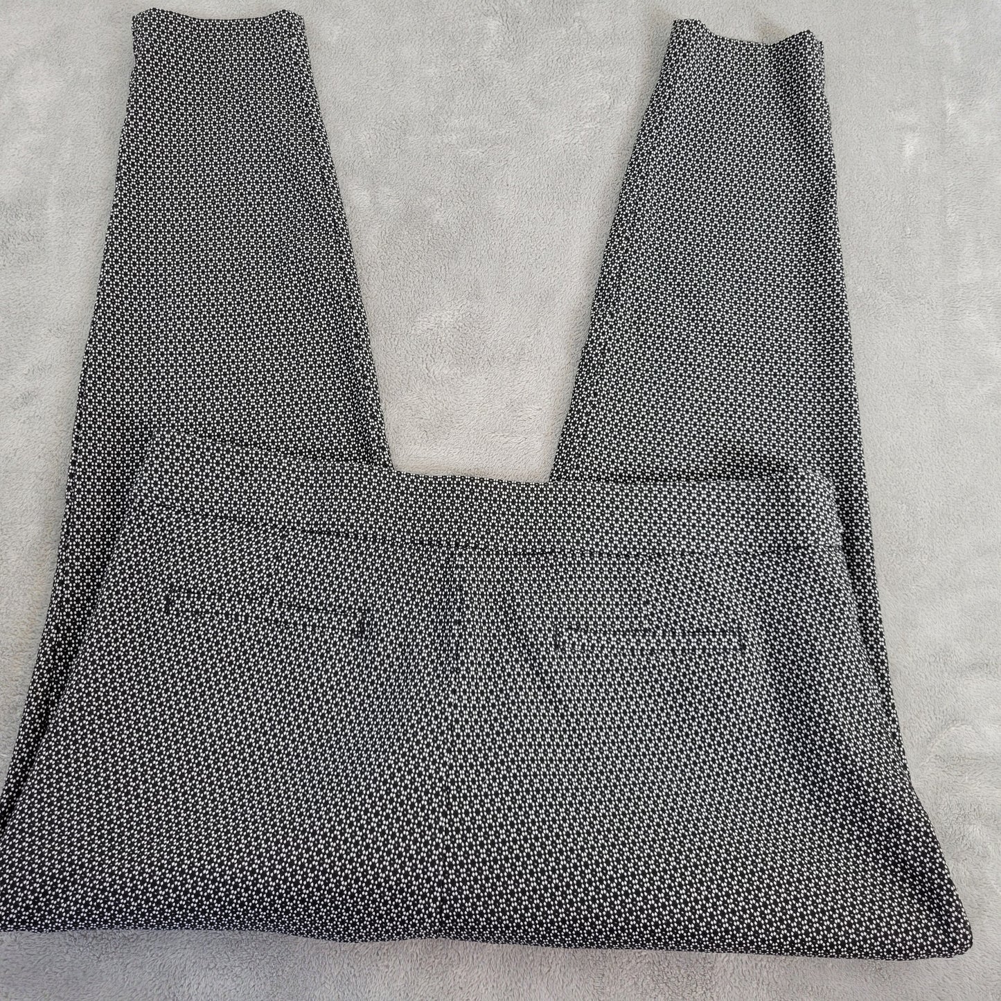 Maurices XXL Black White Geometric Knit Pants Elastic Waist Pull On GEO65E
