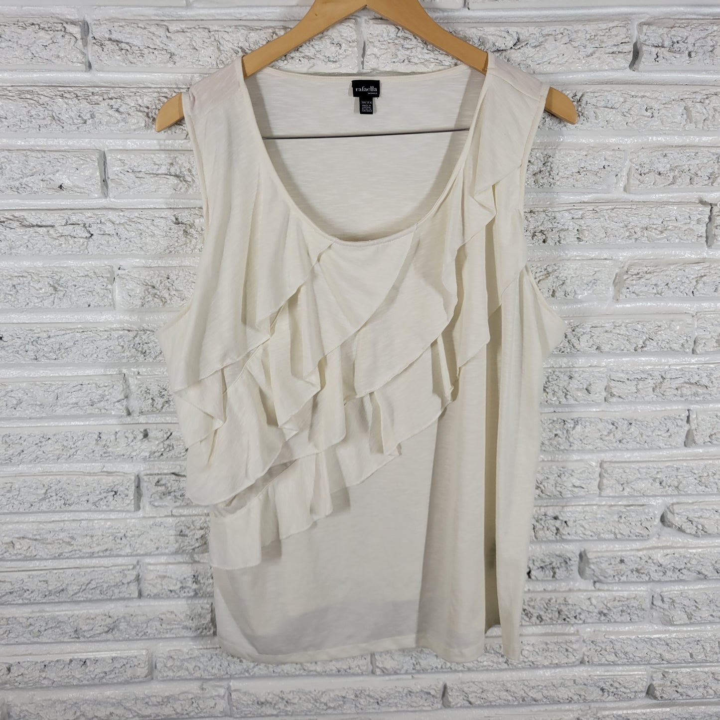 Rafaella 3X White Ruffle Sleeveless Top Round Neck Stretch Plus Size WHI17E