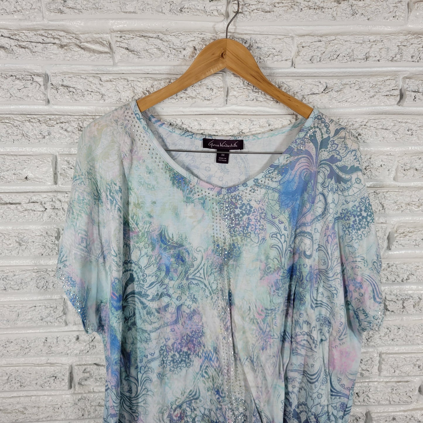 Gloria Vanderbilt 3X Blue Floral Tee V-Neck Studded Cap Sleeve Top FLO226XE