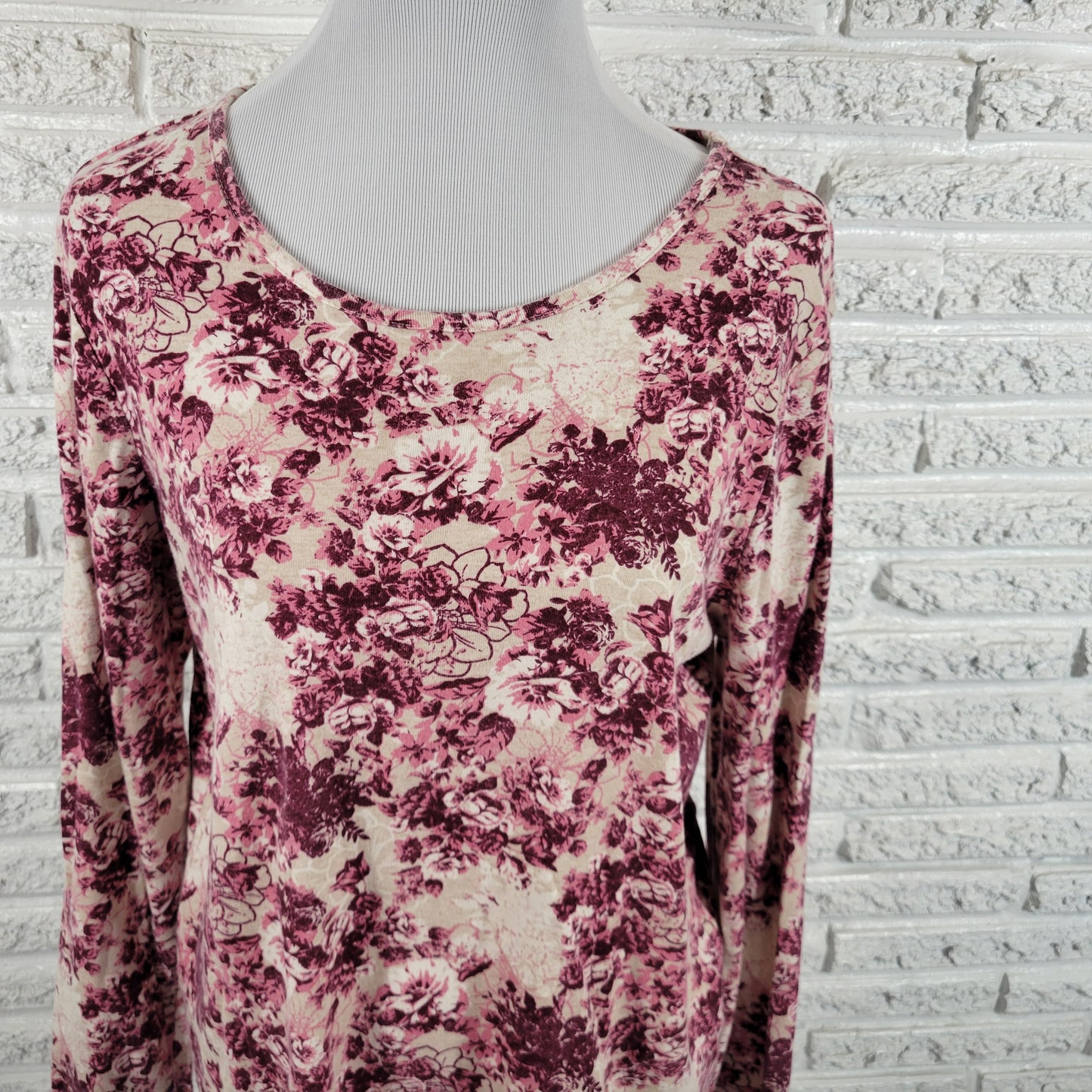 White Stag XL Purple Floral Tee Top Cotton Long Sleeve Round Neck Blouse FLO217E