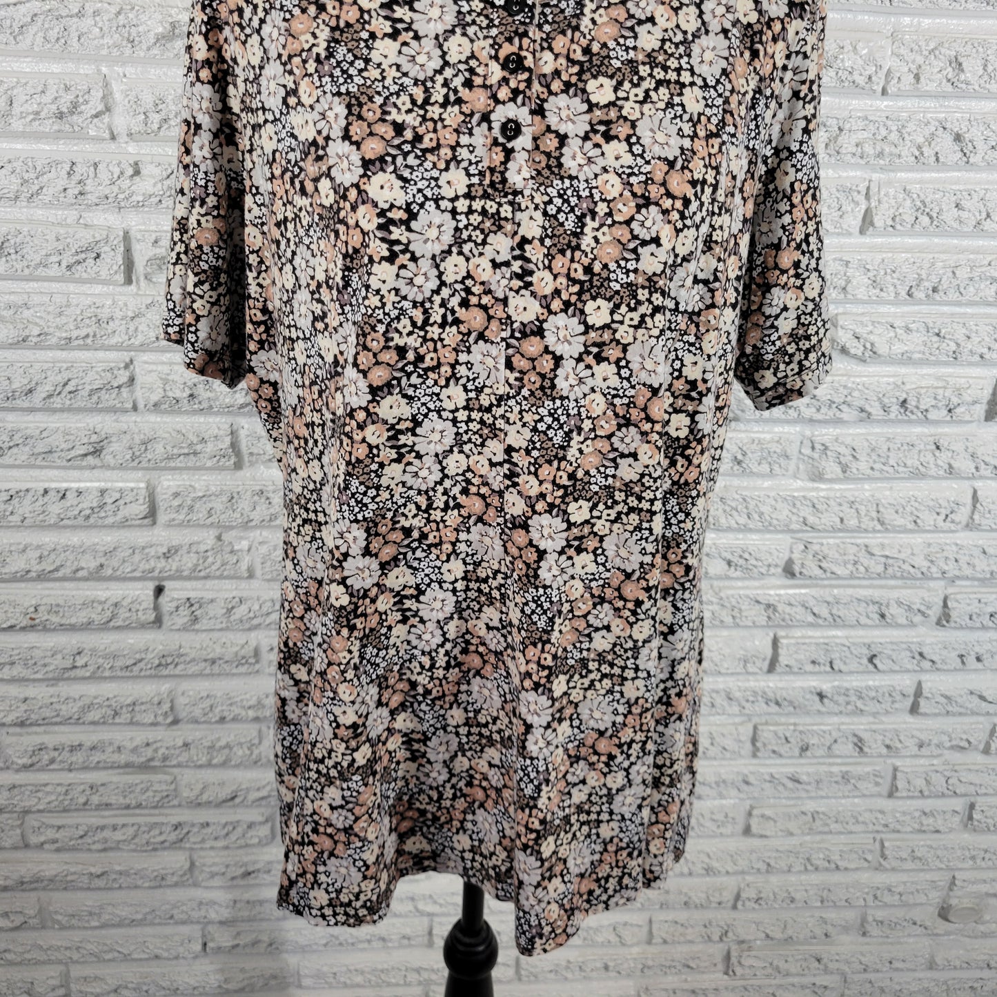 Denim & Co 1X Multicolor Floral Tunic Top Short Sleeve Round Neck Blouse FLO214E