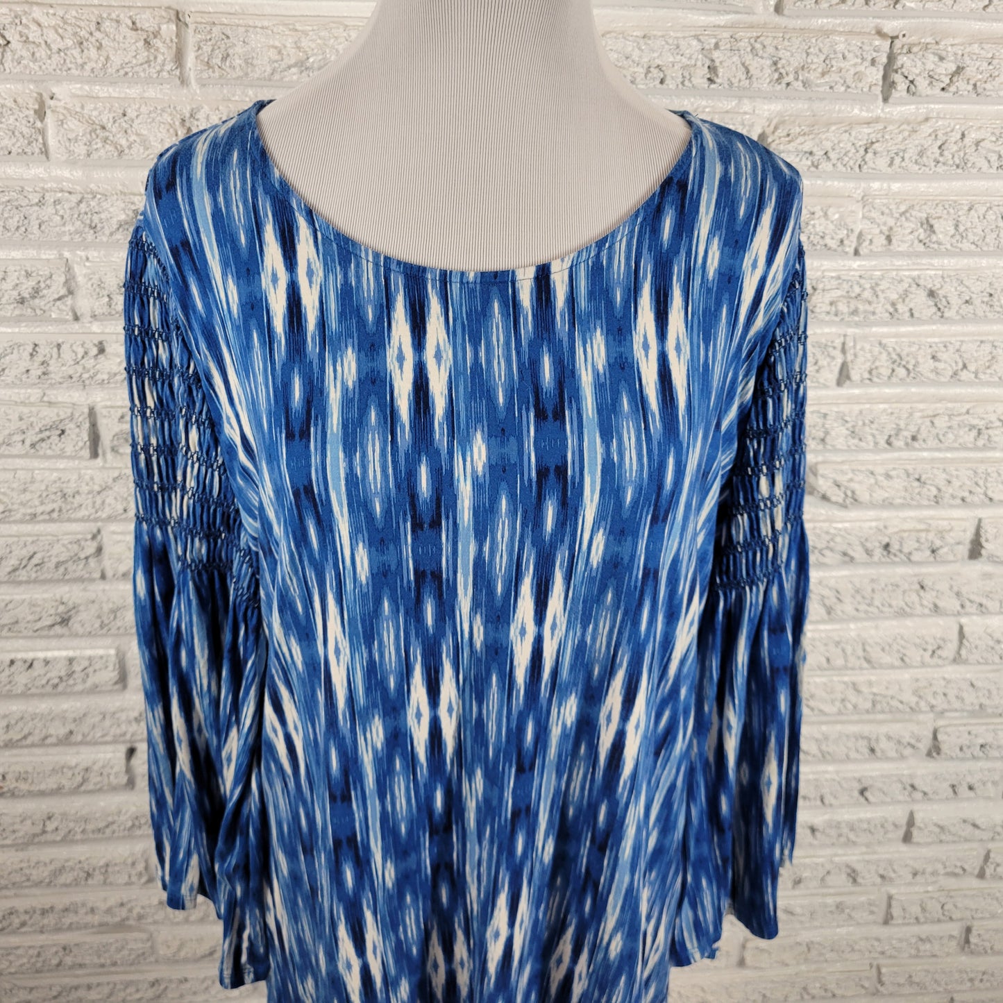 Ruby Rd XL Blue White Geometric Watercolor Tunic 3/4 Bell Sleeve Blouse WAT72XE