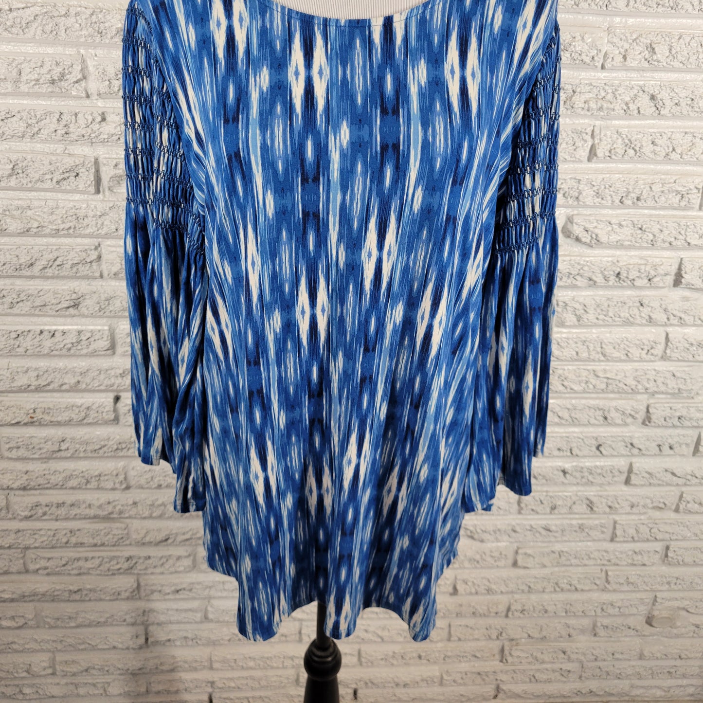 Ruby Rd XL Blue White Geometric Watercolor Tunic 3/4 Bell Sleeve Blouse WAT72XE