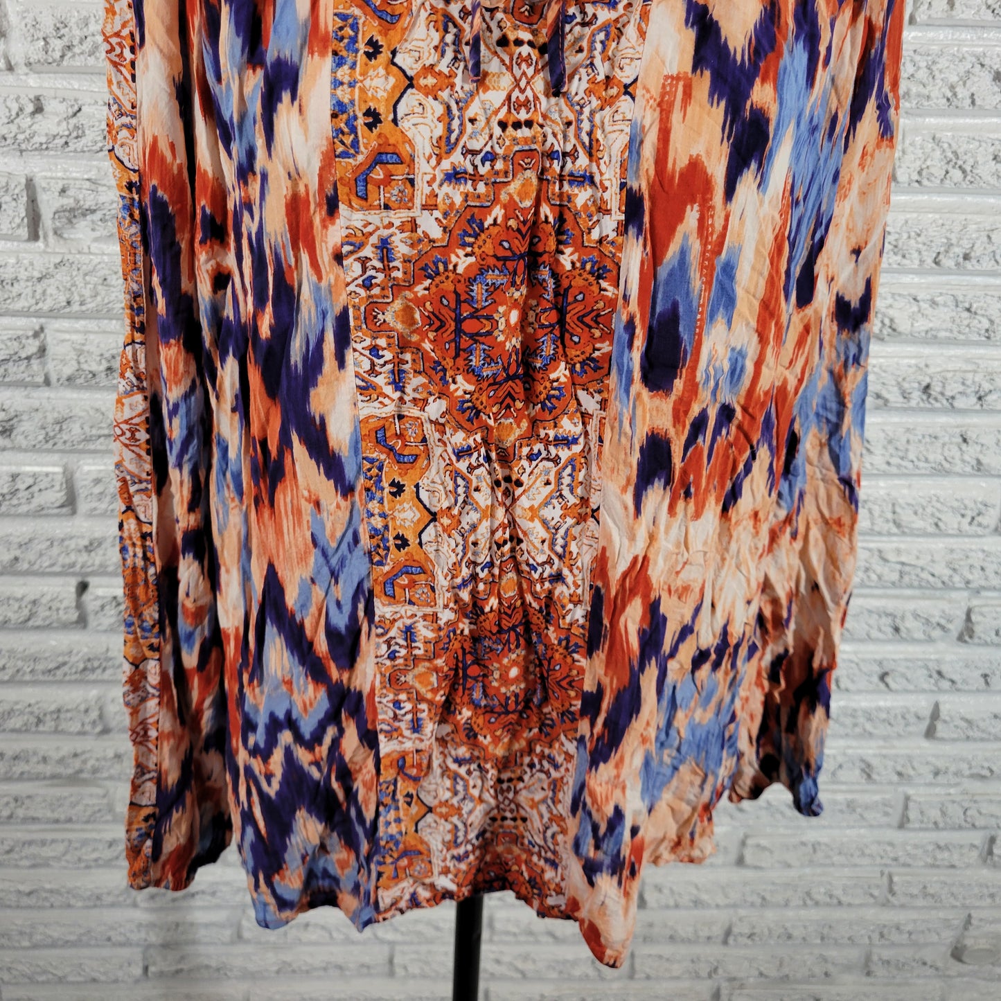 Faded Glory XXL Geometric Watercolor Keyhole Top Rayon Multicolor WAT64XE