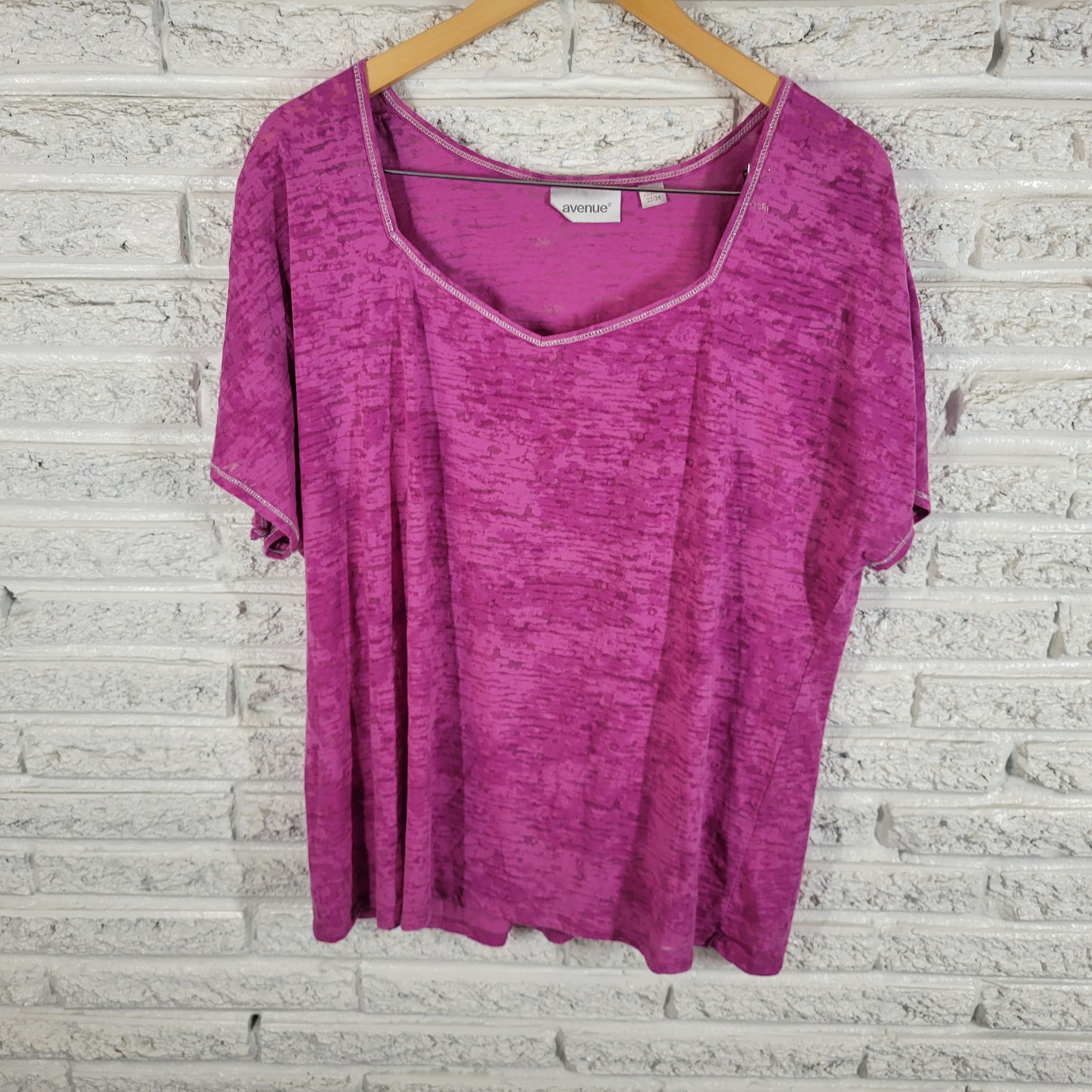 Avenue Womens 22 24 Plus Size Purple Burnout Sheer V-Neck Cap Sleeve Tee PUR20E
