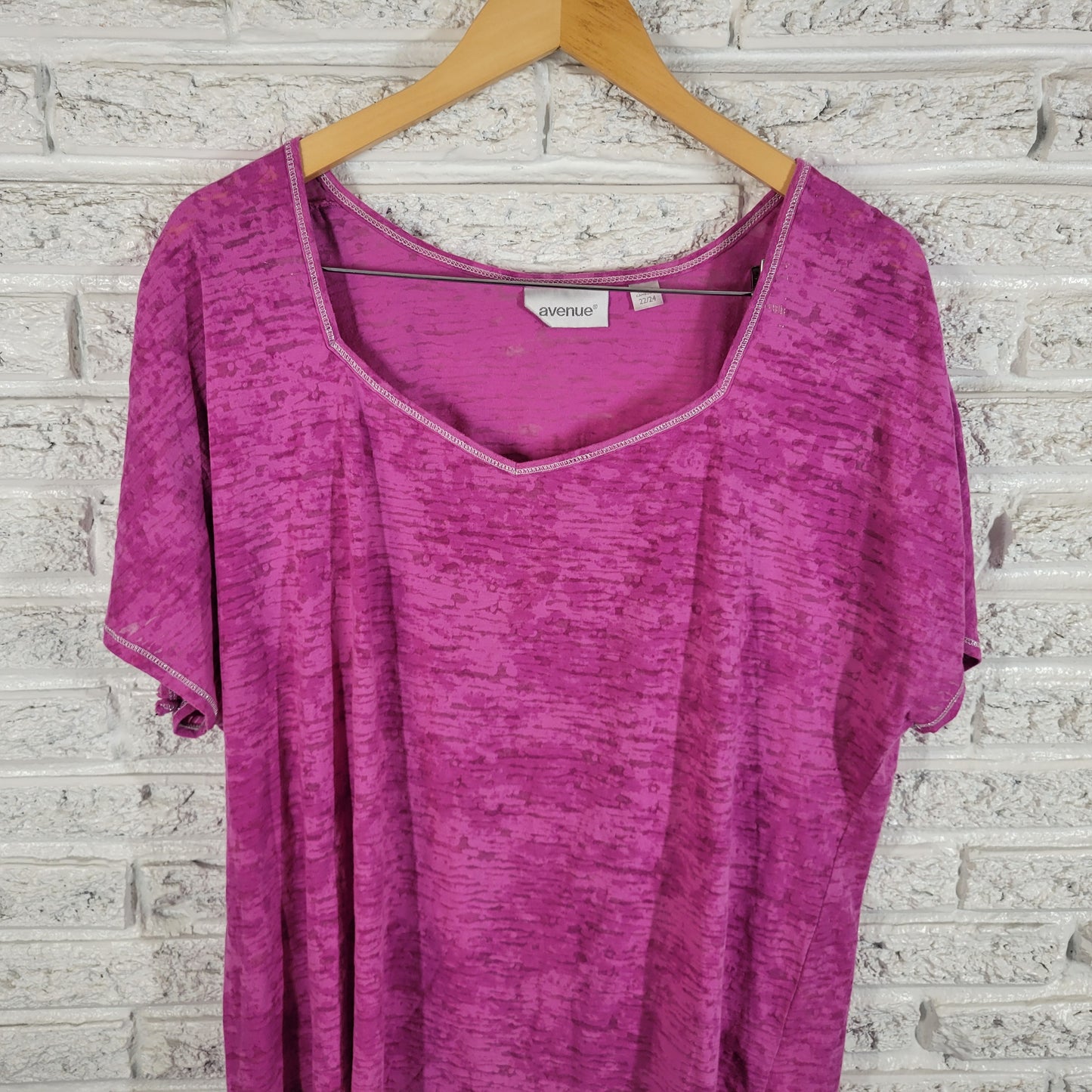 Avenue Womens 22 24 Plus Size Purple Burnout Sheer V-Neck Cap Sleeve Tee PUR20E
