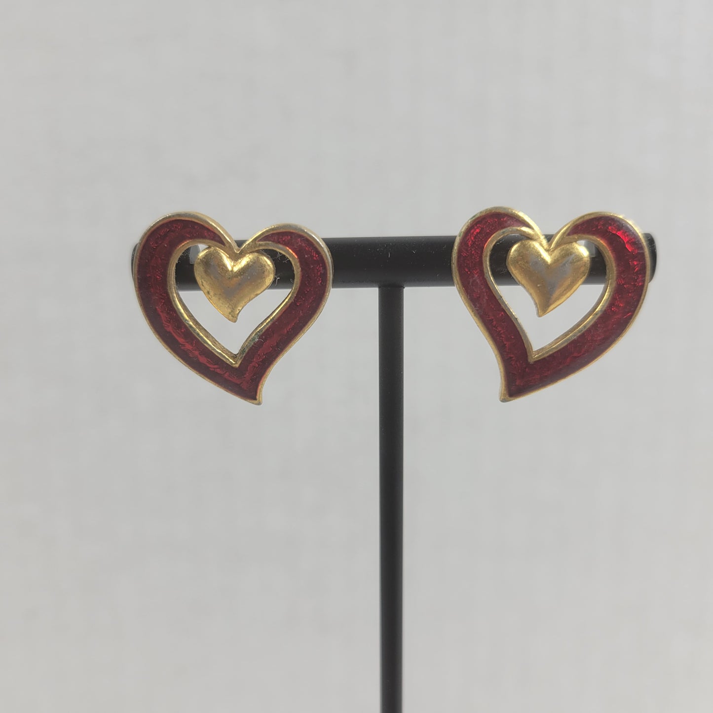 Vintage Gold Tone Red Enamel Double Heart Post Stud Earrings Valentine E132E