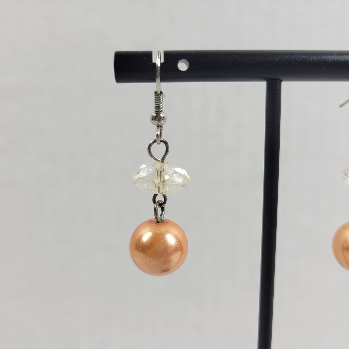 Vintage Peach Faux Pearl Dangle Earrings Clear Faceted Lucite Bead Hook E137E