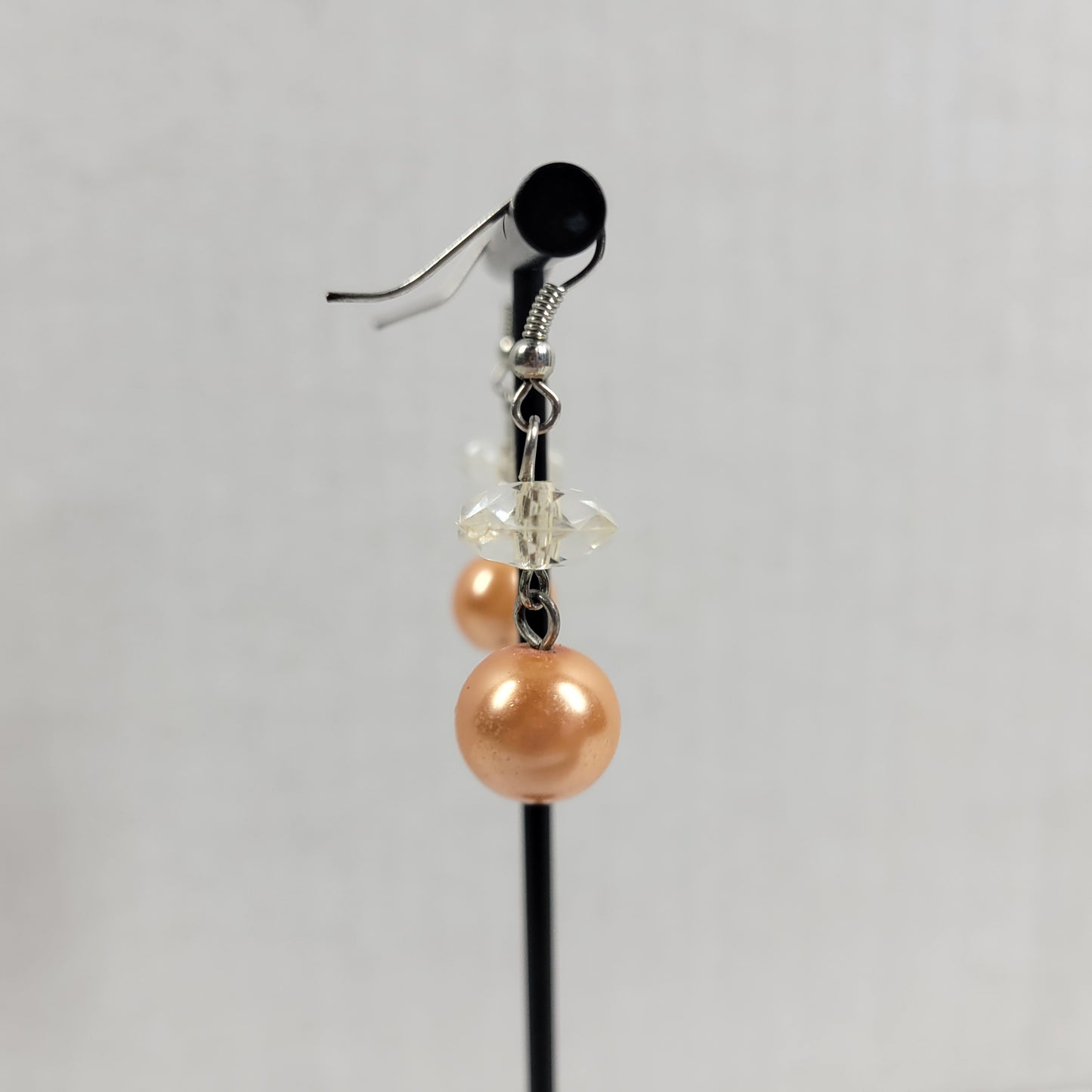 Vintage Peach Faux Pearl Dangle Earrings Clear Faceted Lucite Bead Hook E137E