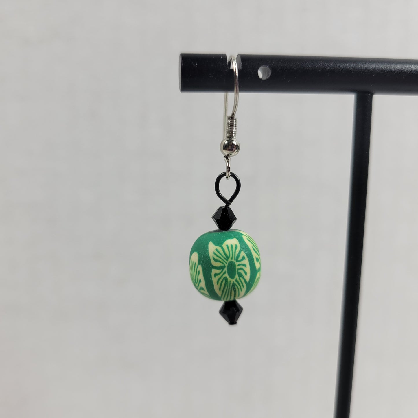 Green Polymer Clay Millefiori Floral Bead Dangle Earrings Black Crystal E139E