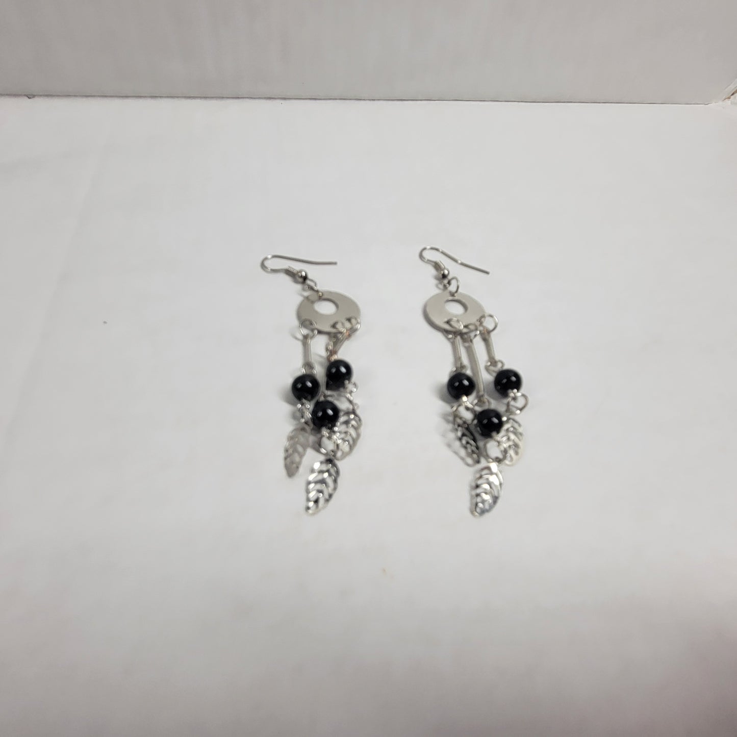 Black Bead Silver Dangle Earrings Leaf Charm Drop Boho Fashion Gift E141EV