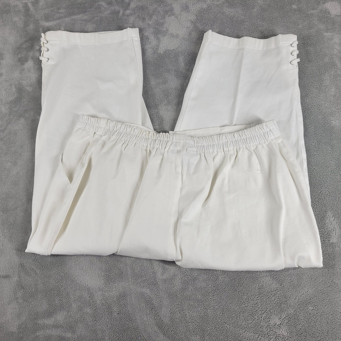 Croft Barrow Womens White Capri Pants XXL Plus Elastic Waist Lace Up Hem WHI19E