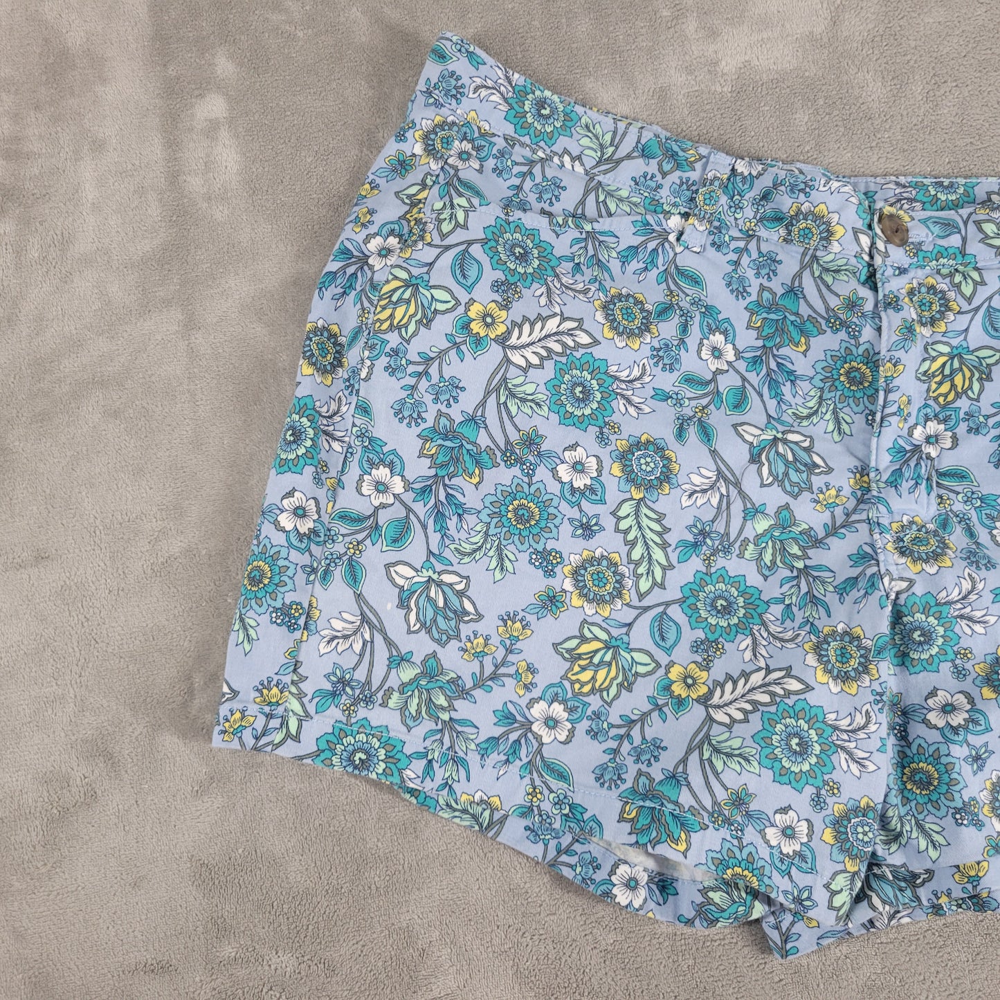 St. John's Bay 18 Shorts Blue Floral Elastic Waist Cotton Blend Pockets FLO121XE