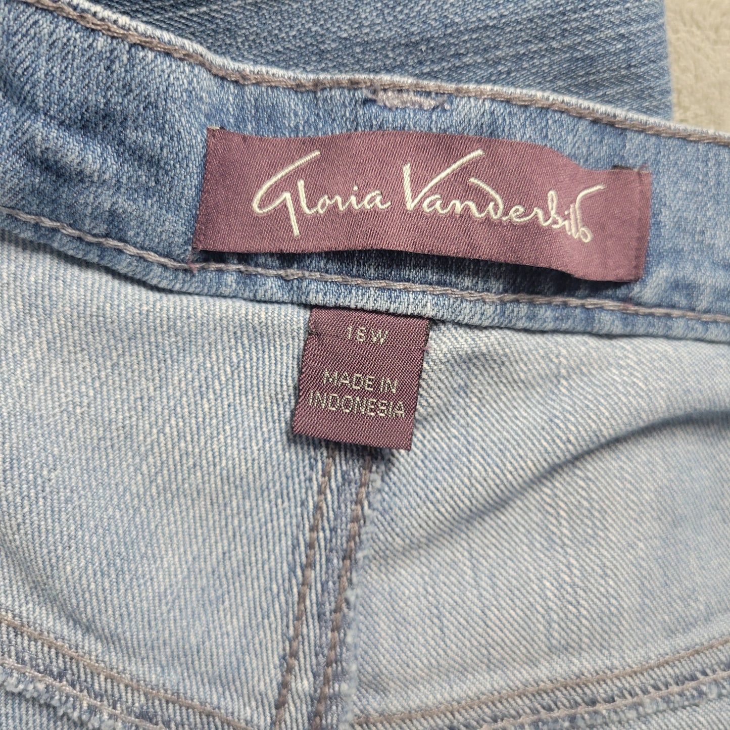 Gloria Vanderbilt Amanda Jeans Size 16W Womens Medium Wash Denim Classic SL112E