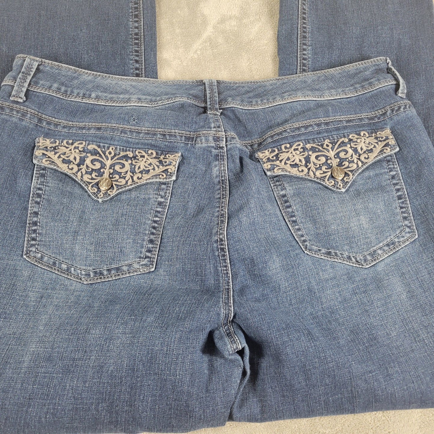 Melissa McCarthy Seven7 Jeans 22W Dark Wash Bootcut Embroidered Rhinestone BOO6E