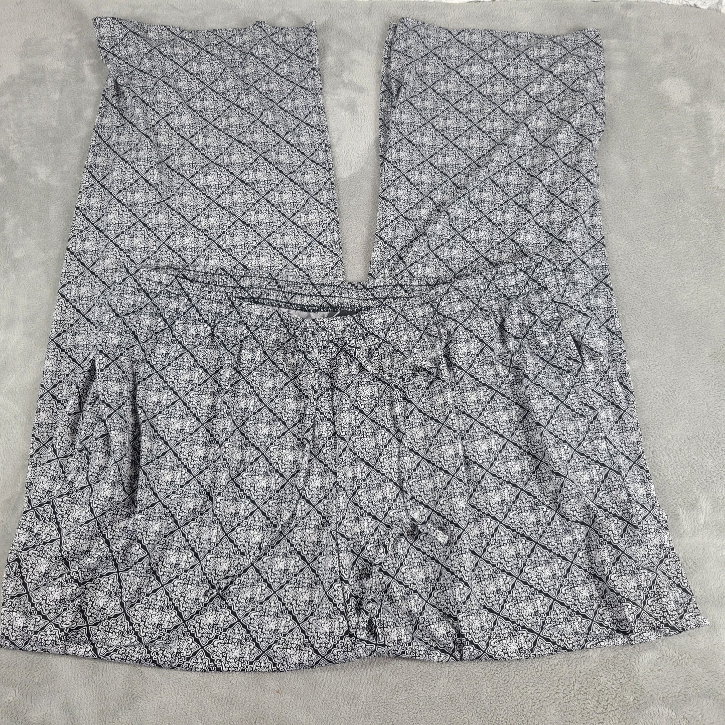Lane Bryant 18/20 Wide Leg Palazzo Pants Black White Geometric Pull On GEO158E