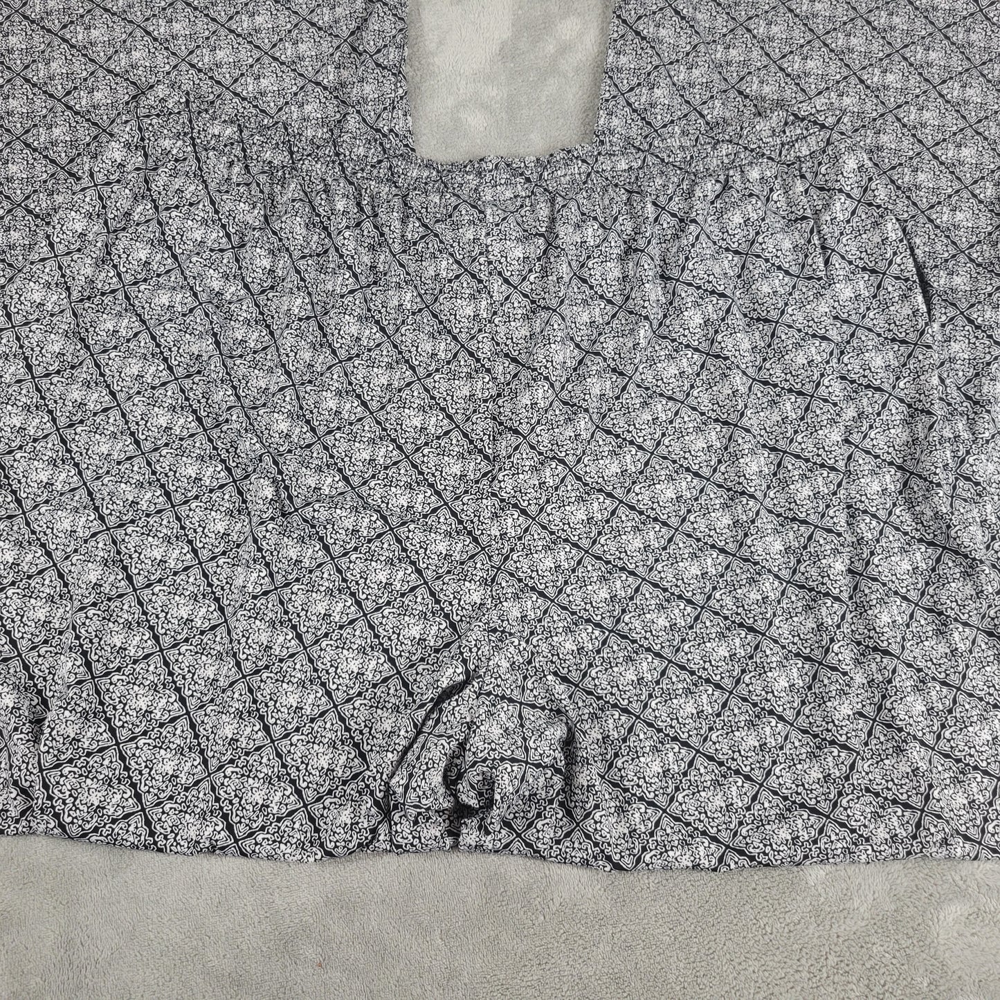 Lane Bryant 18/20 Wide Leg Palazzo Pants Black White Geometric Pull On GEO158E
