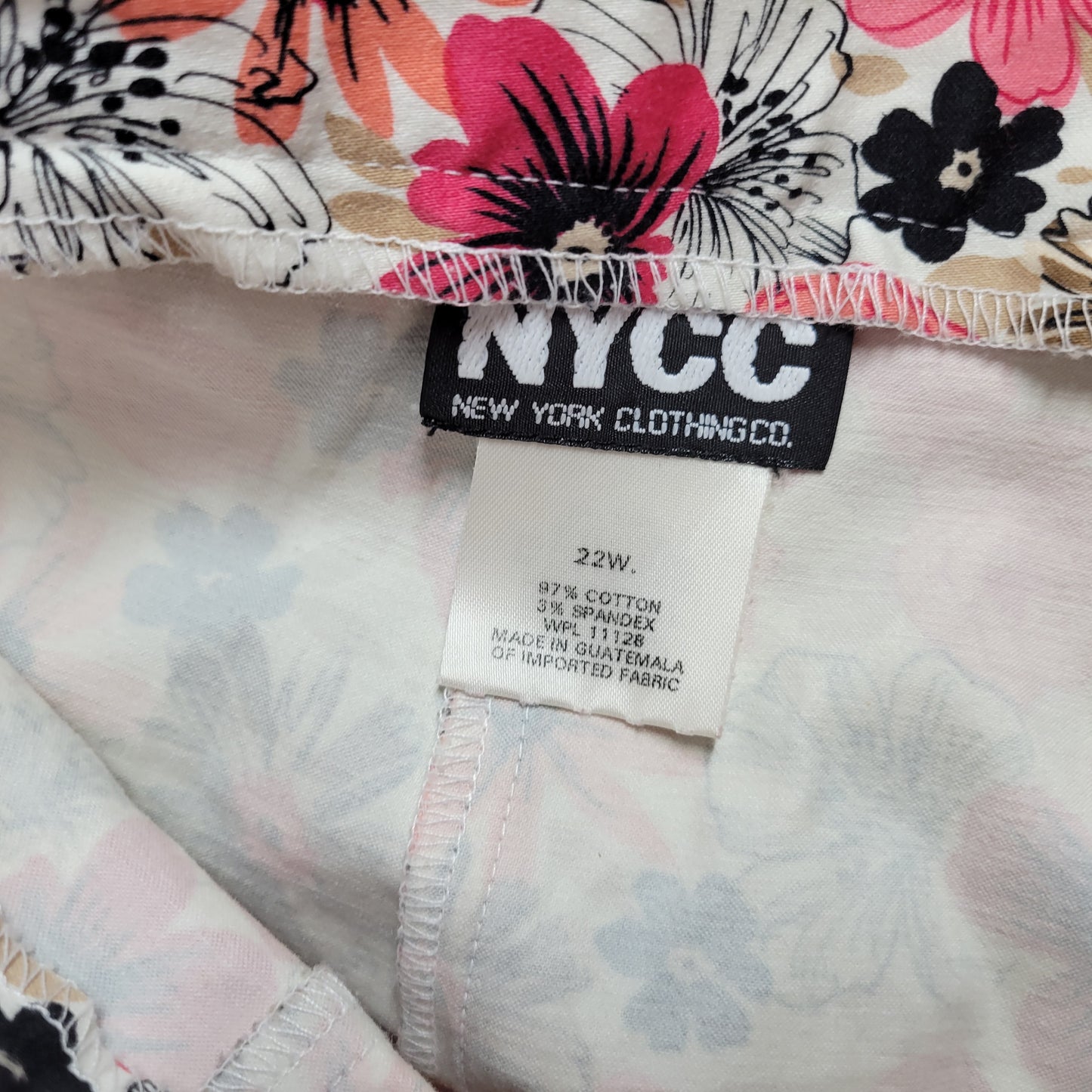 New York Clothing Co Floral Capri Pants Size 22W Black Pink Slit FLO233E