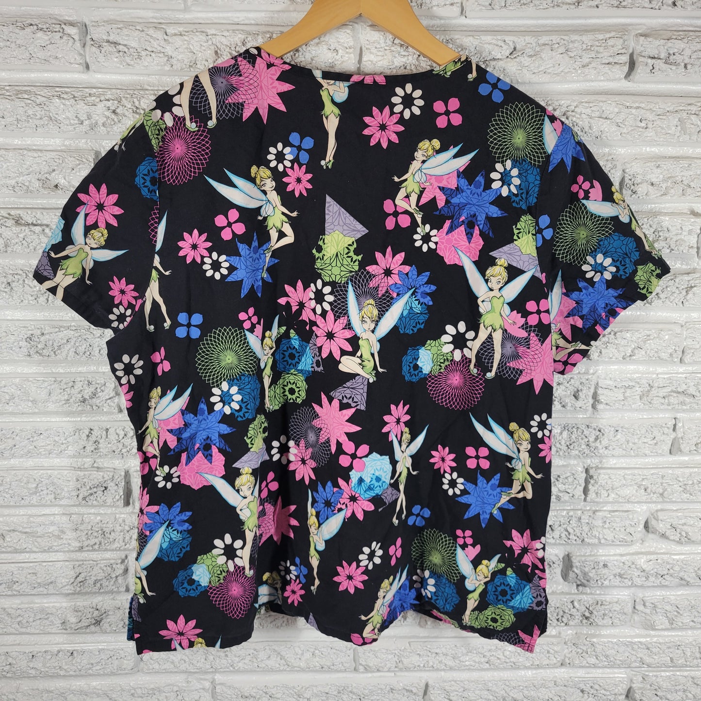 Disney Tinkerbell Scrub Top XL Multi Color Floral Cotton Nurse Medical NOV100E
