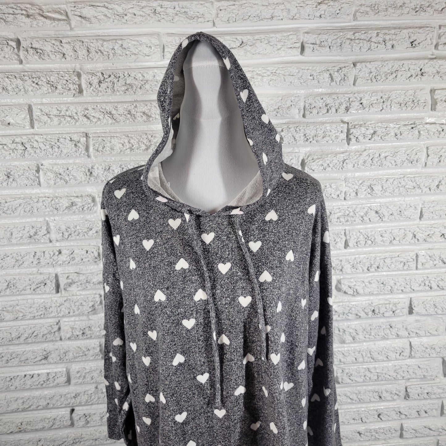 Lane Bryant Knit Hoodie Womens 18/20 Gray Heart Print High Neck Pullover GRA16E