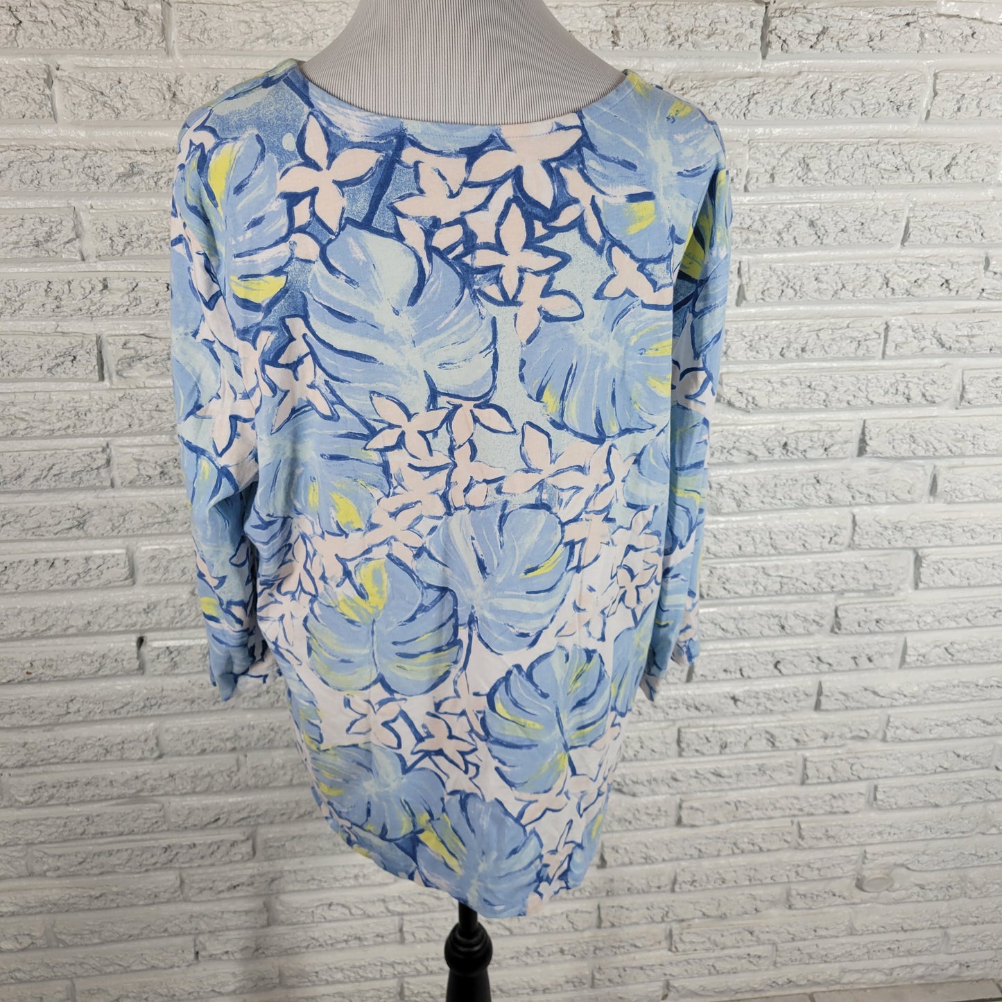Coral Bay Womens Tee XL Blue Yellow Floral V-Neck 3/4 Sleeve Pullover FLO243E