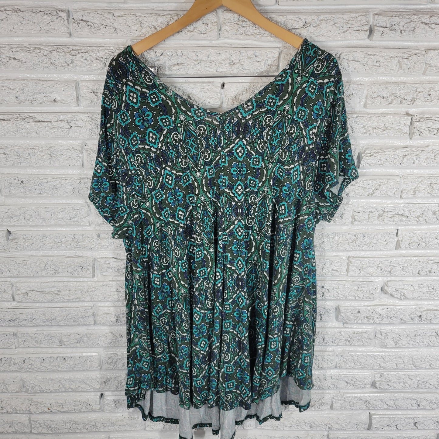 Roaman's Womens Tunic 1X Green Blue Geometric V-Neck Short Sleeve GEO163XE