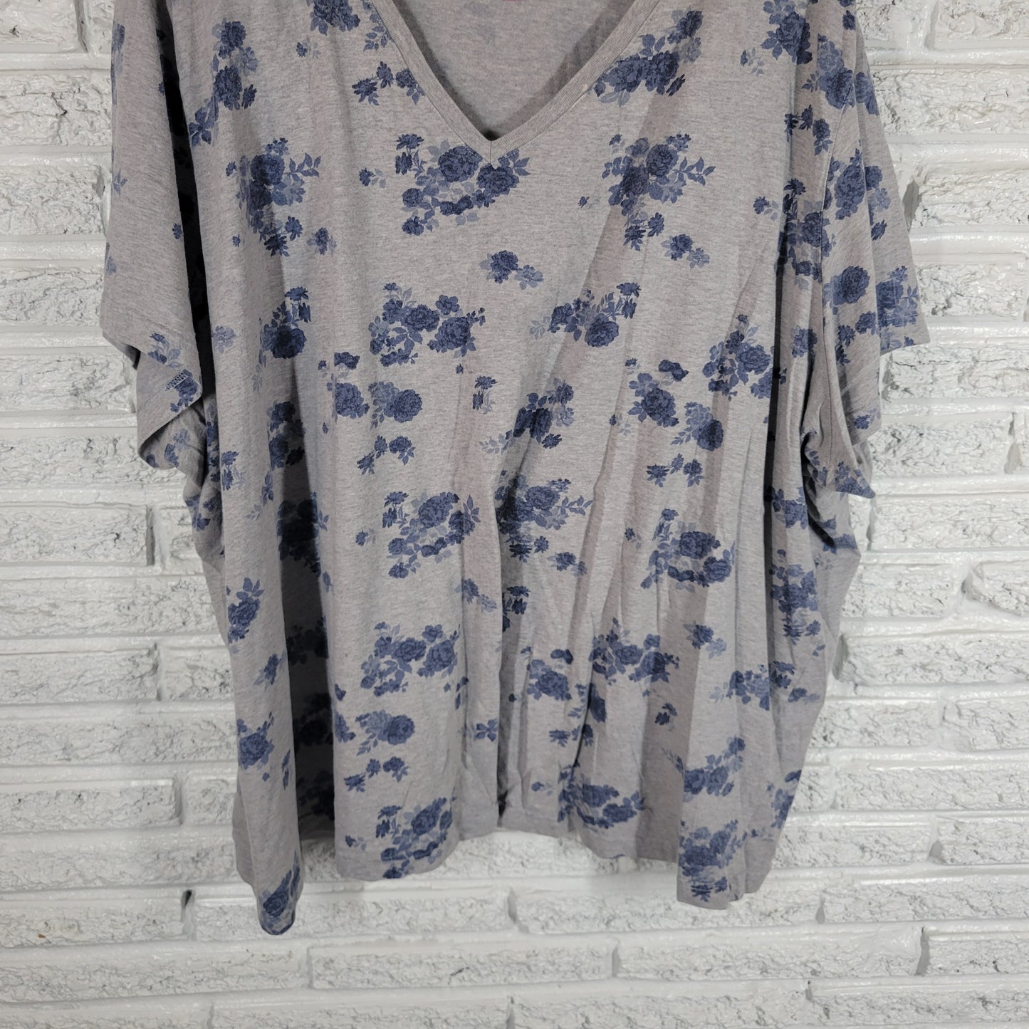 Woman Within 5X Tunic Tee Shirt Plus Blue Gray Floral V-Neck FLO51E